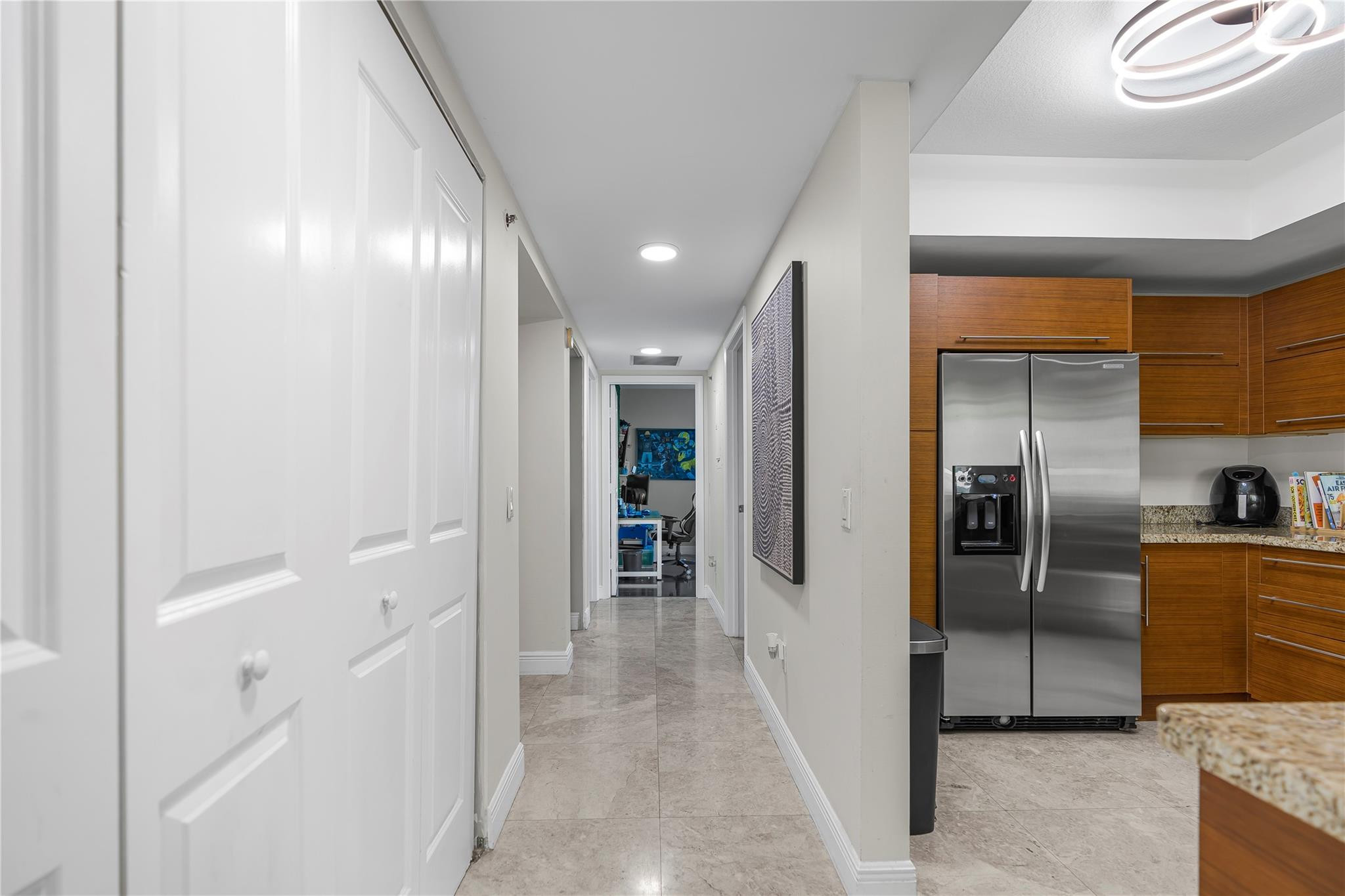 TAO SAWGRASS CONDOMINIUM - Residential Lease