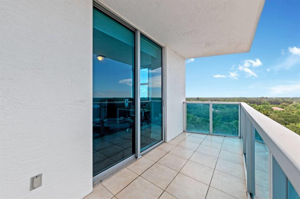 TAO SAWGRASS CONDOMINIUM - Residential Lease
