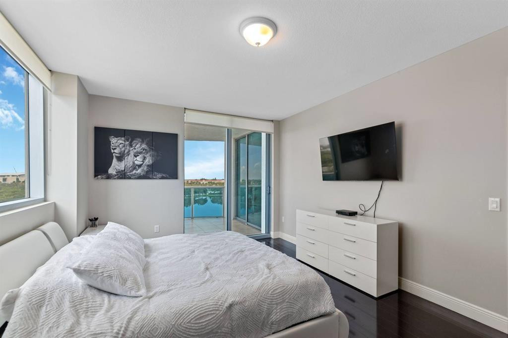 TAO SAWGRASS CONDOMINIUM - Residential Lease