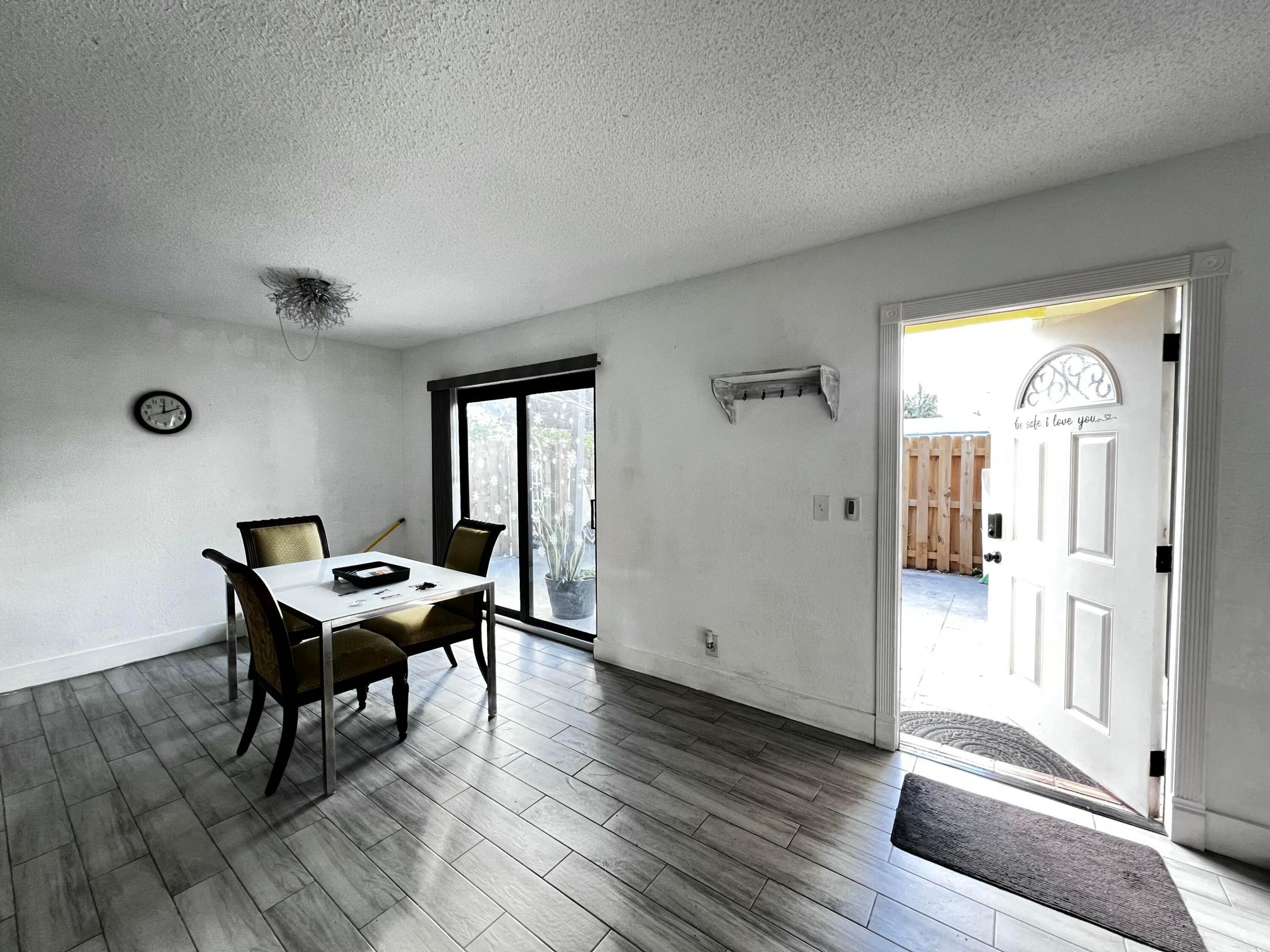 WOODLANDS OF PALM SPRINGS - Residential Lease