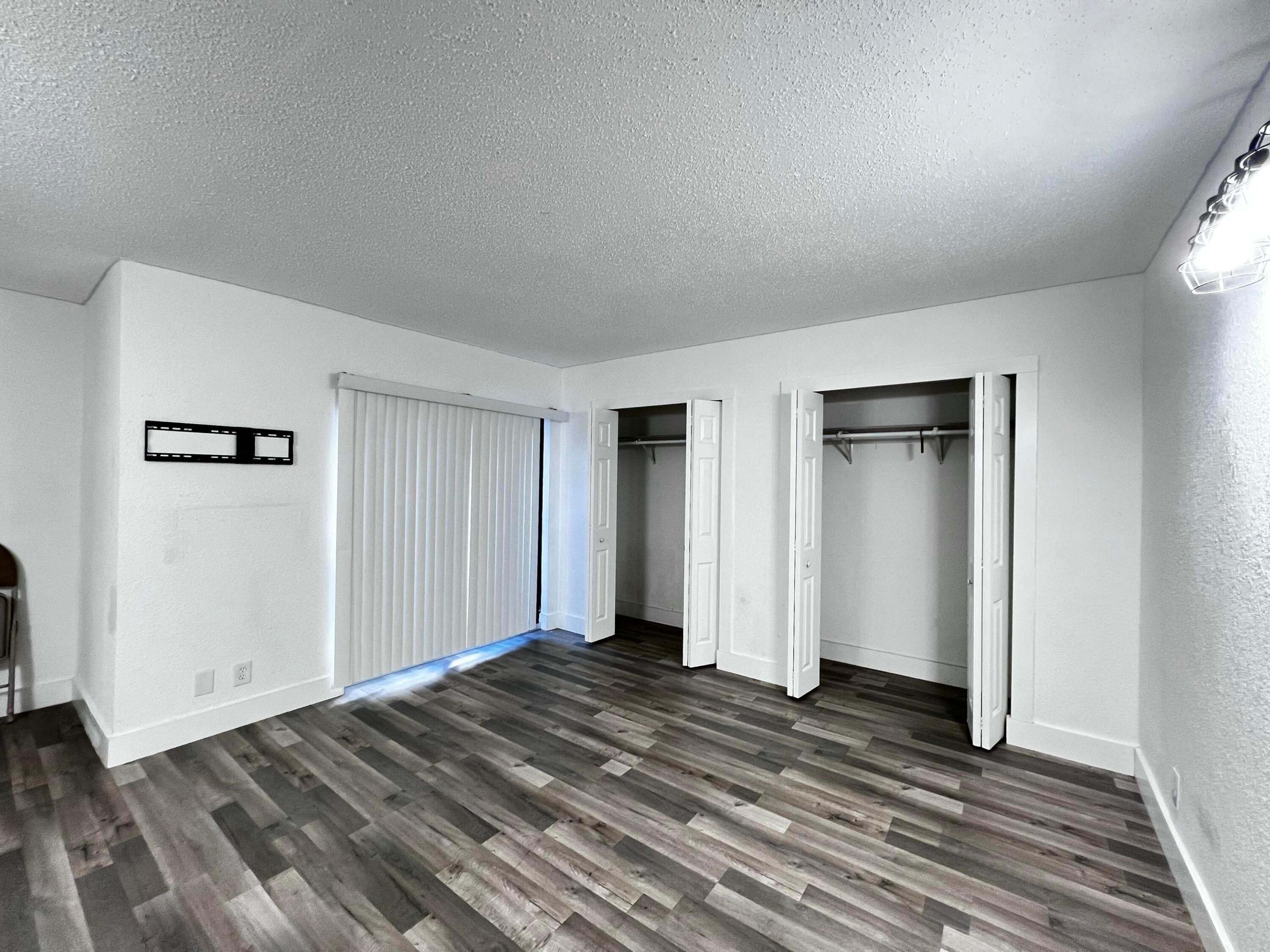 WOODLANDS OF PALM SPRINGS - Residential Lease