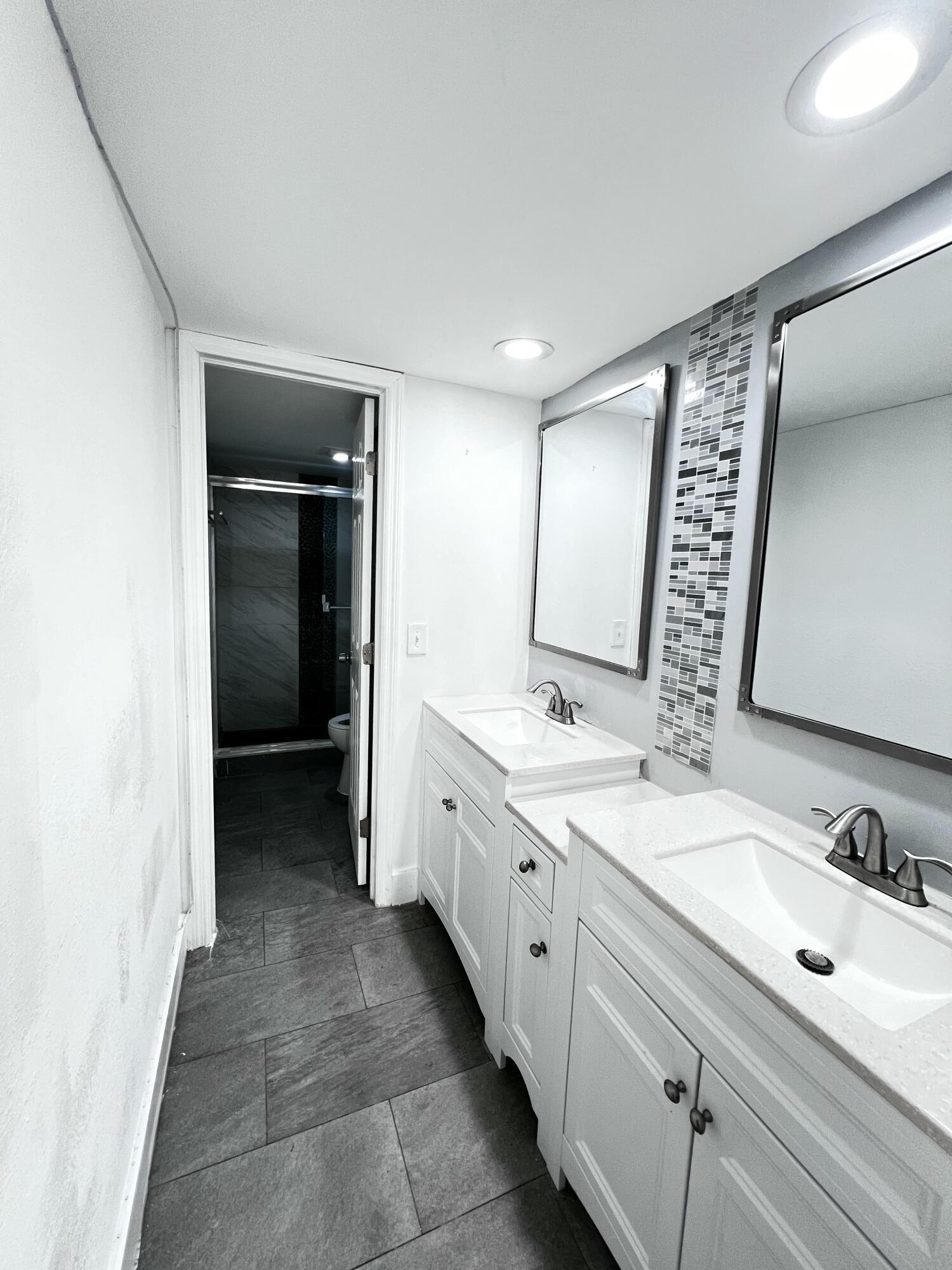 WOODLANDS OF PALM SPRINGS - Residential Lease