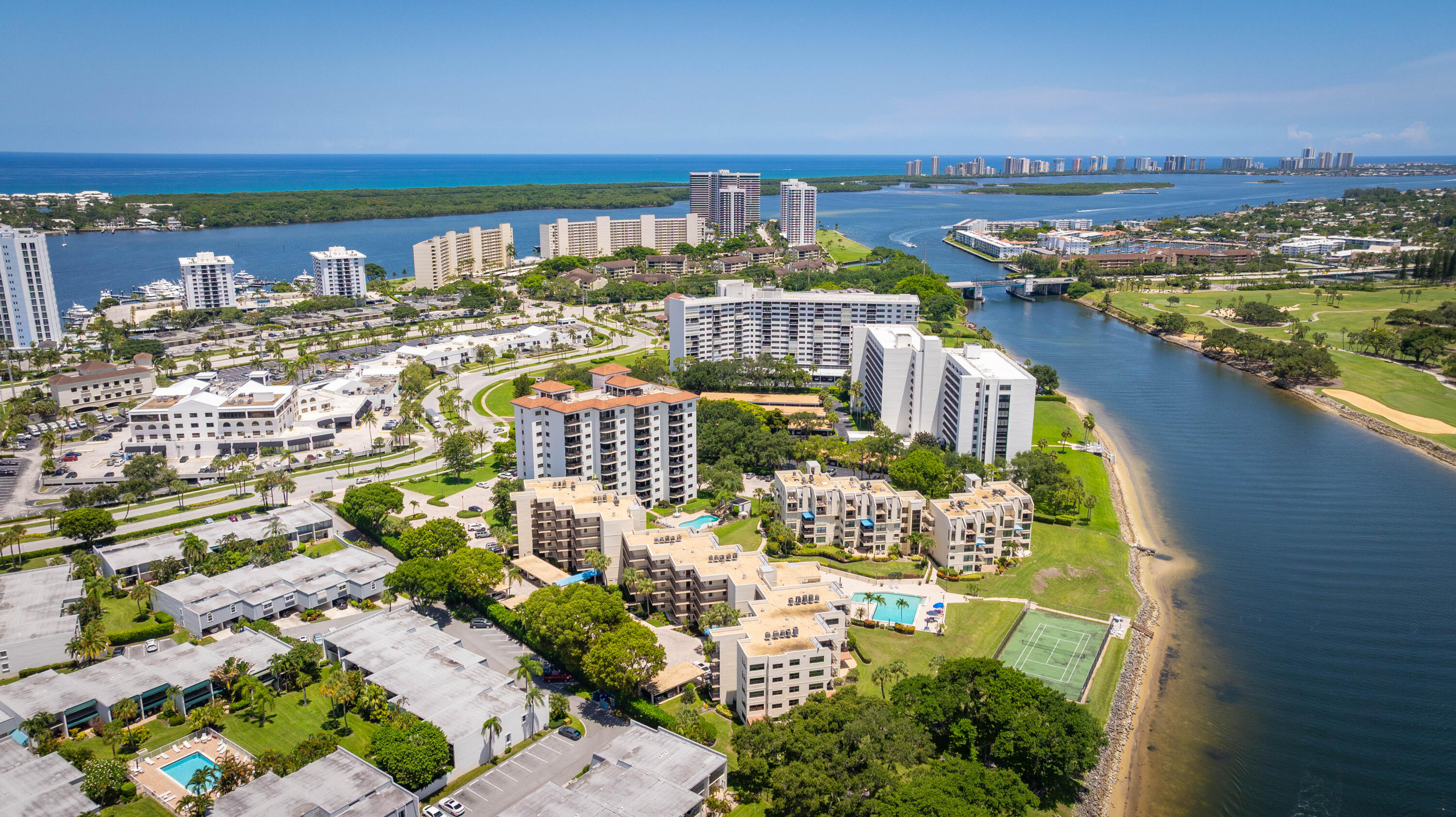 EVERGLADES OF NORTH PALM BEACH - Residential