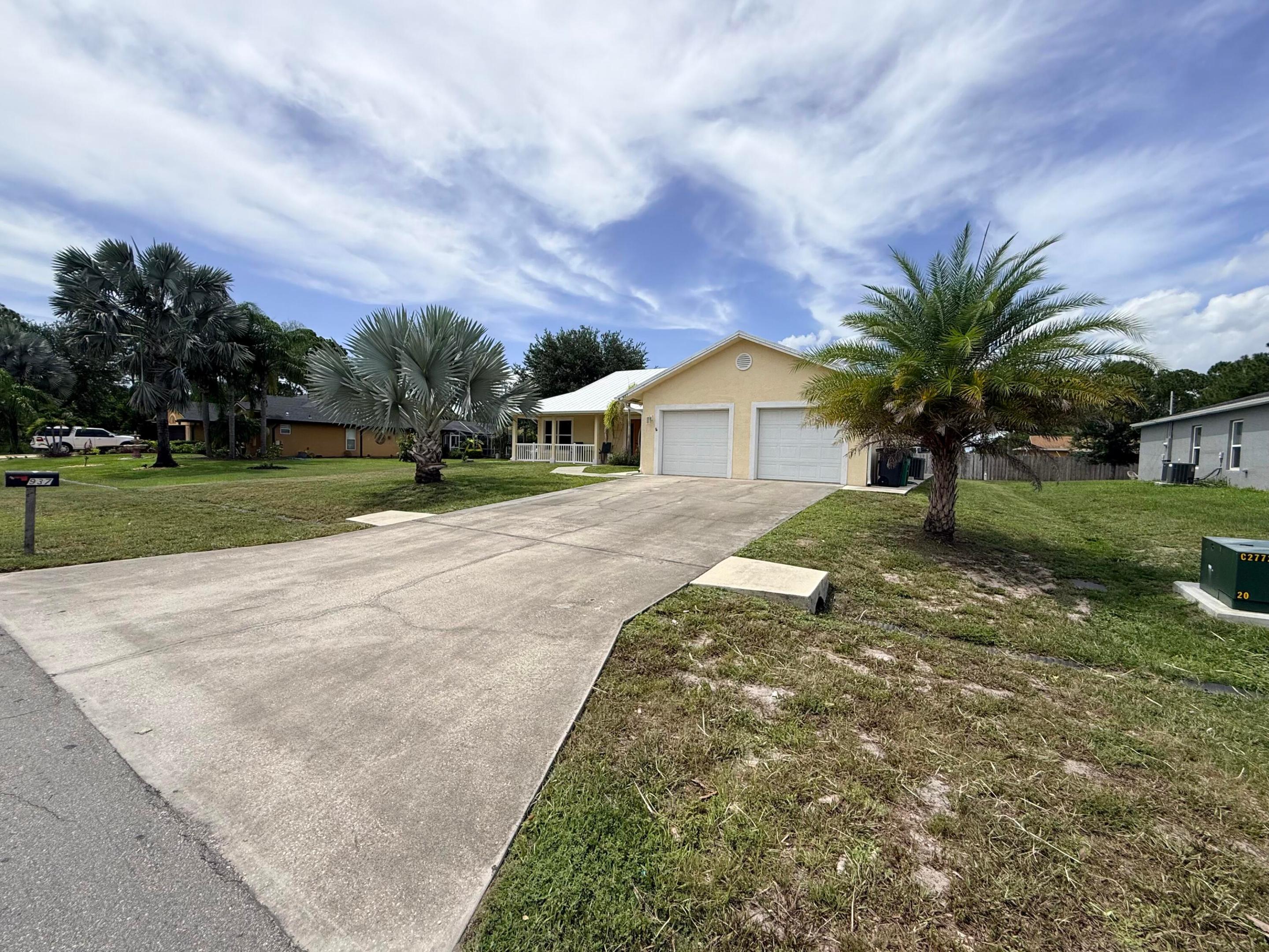 PORT ST LUCIE SECTION 15 - Residential