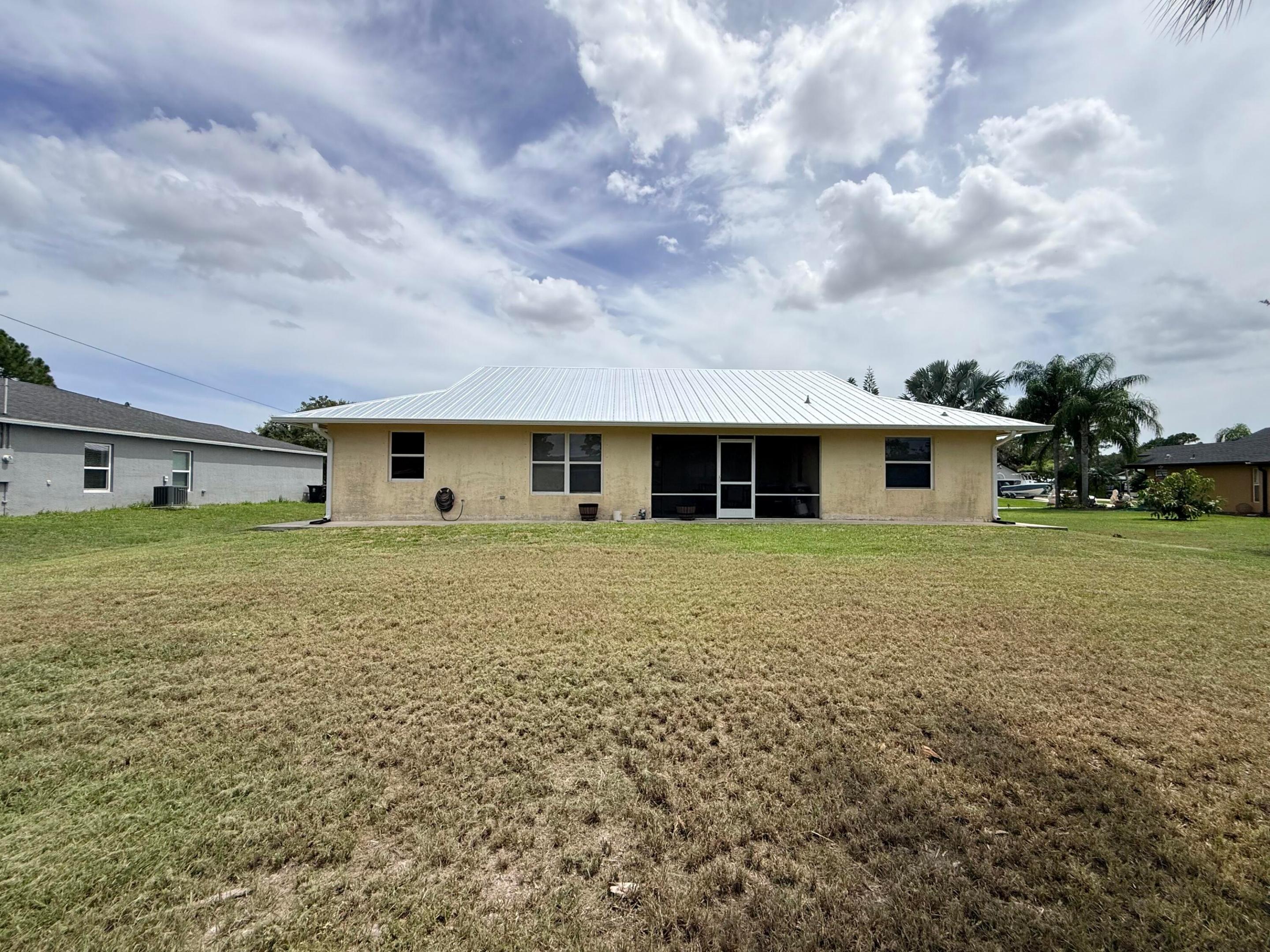 PORT ST LUCIE SECTION 15 - Residential