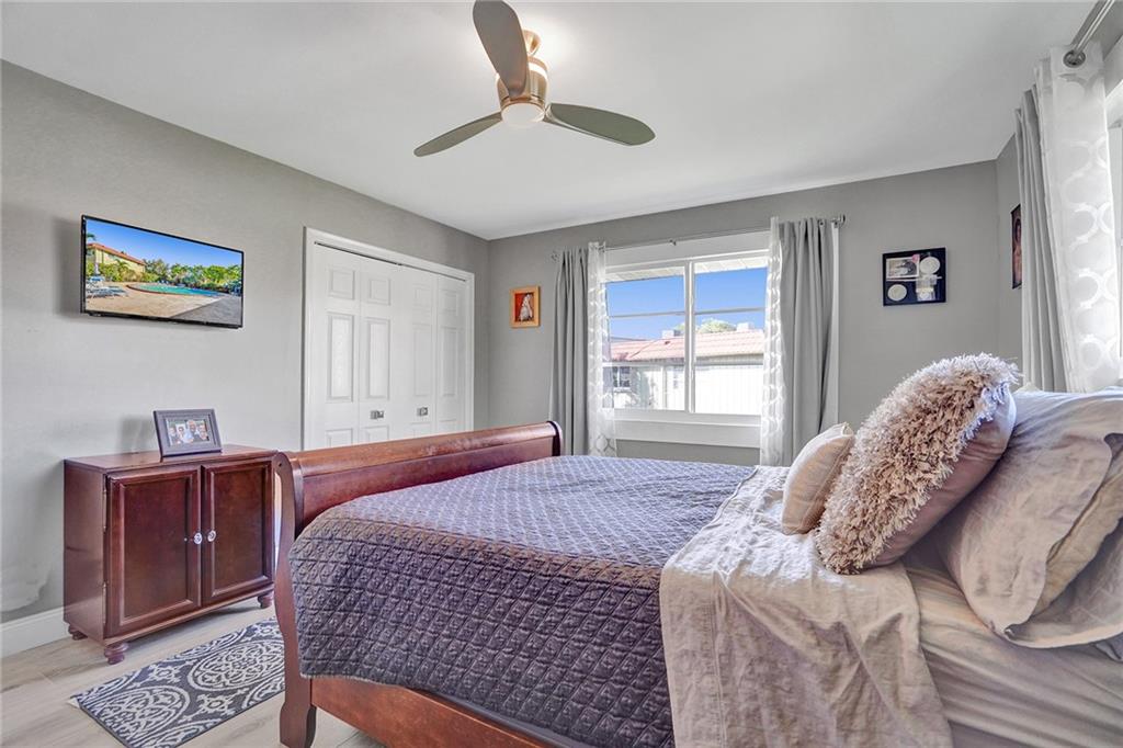 Manor Grove Townhomes - Residential