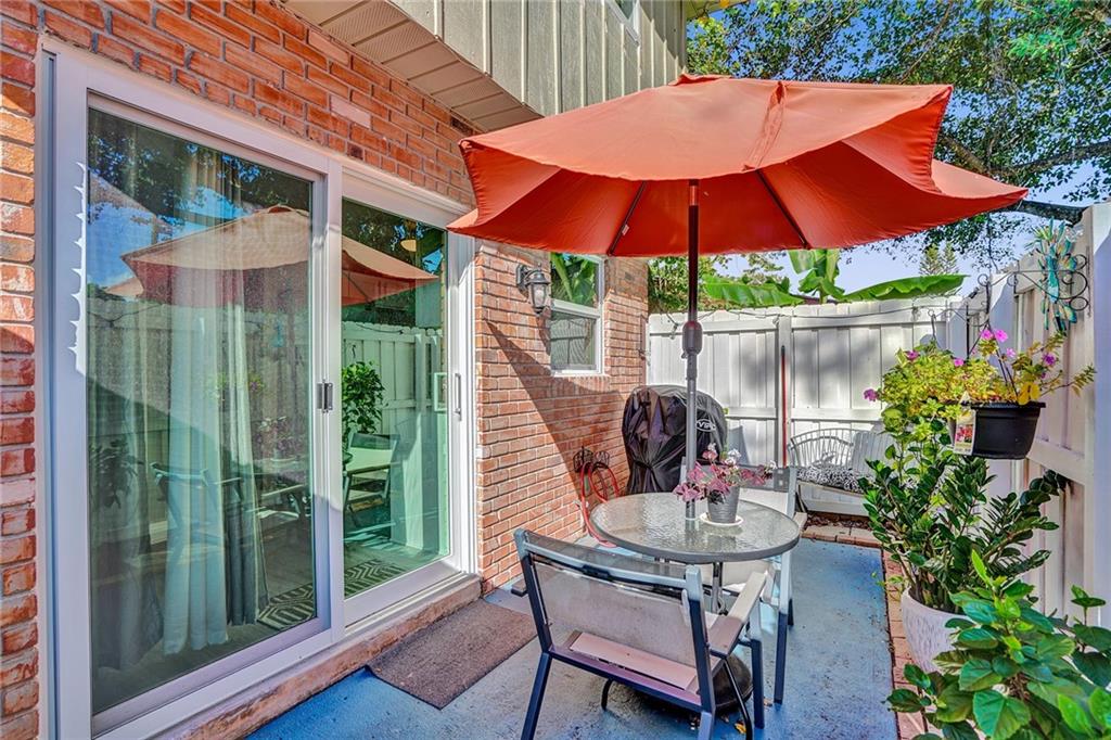 Manor Grove Townhomes - Residential