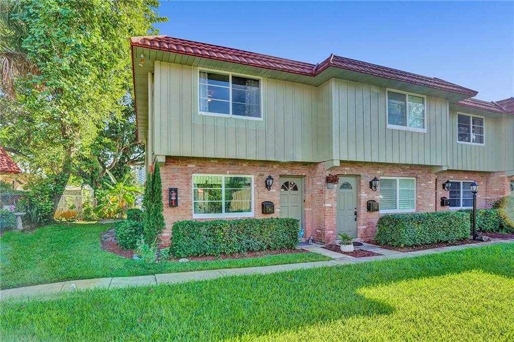Manor Grove Townhomes - Residential