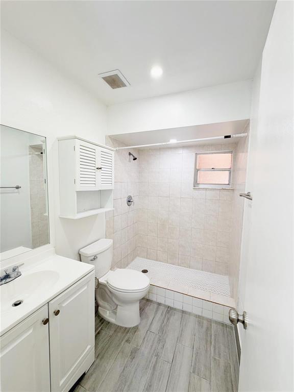 CORAL GARDENS CONDO - Residential