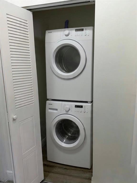 CORAL GARDENS CONDO - Residential