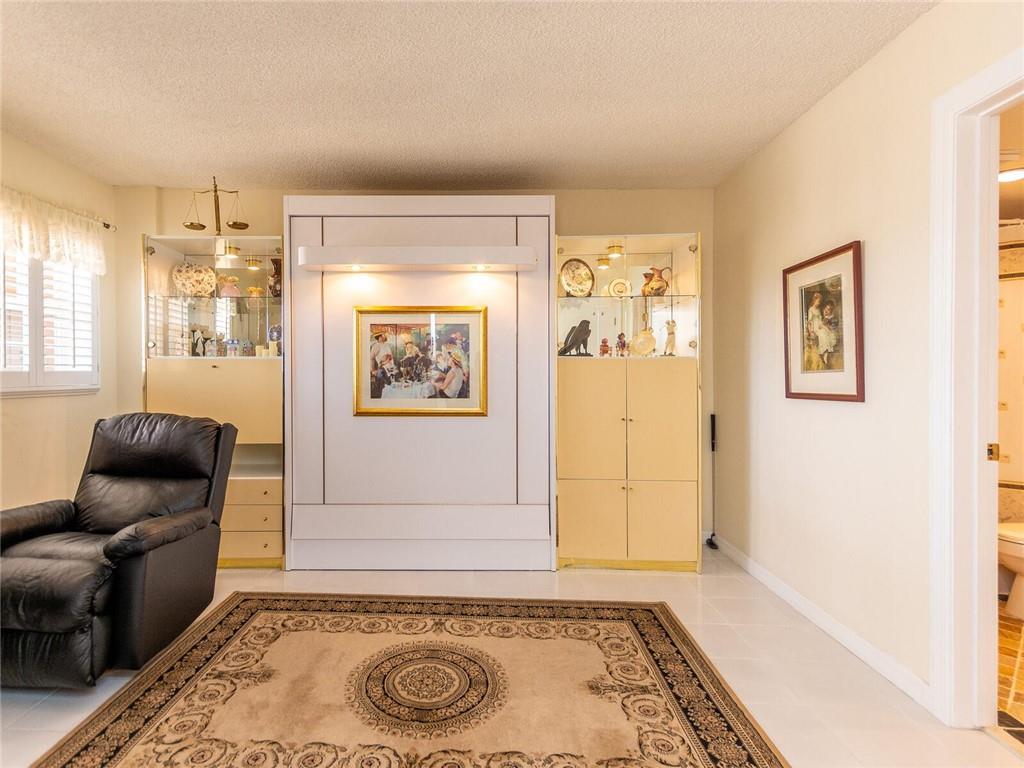 Pompano Yacht & Beach Clu - Residential