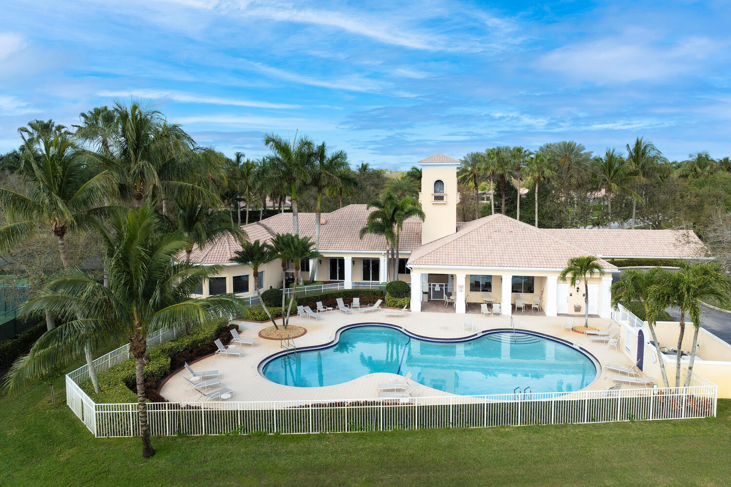 ISLES AT PALM BEACH GARDENS - Residential