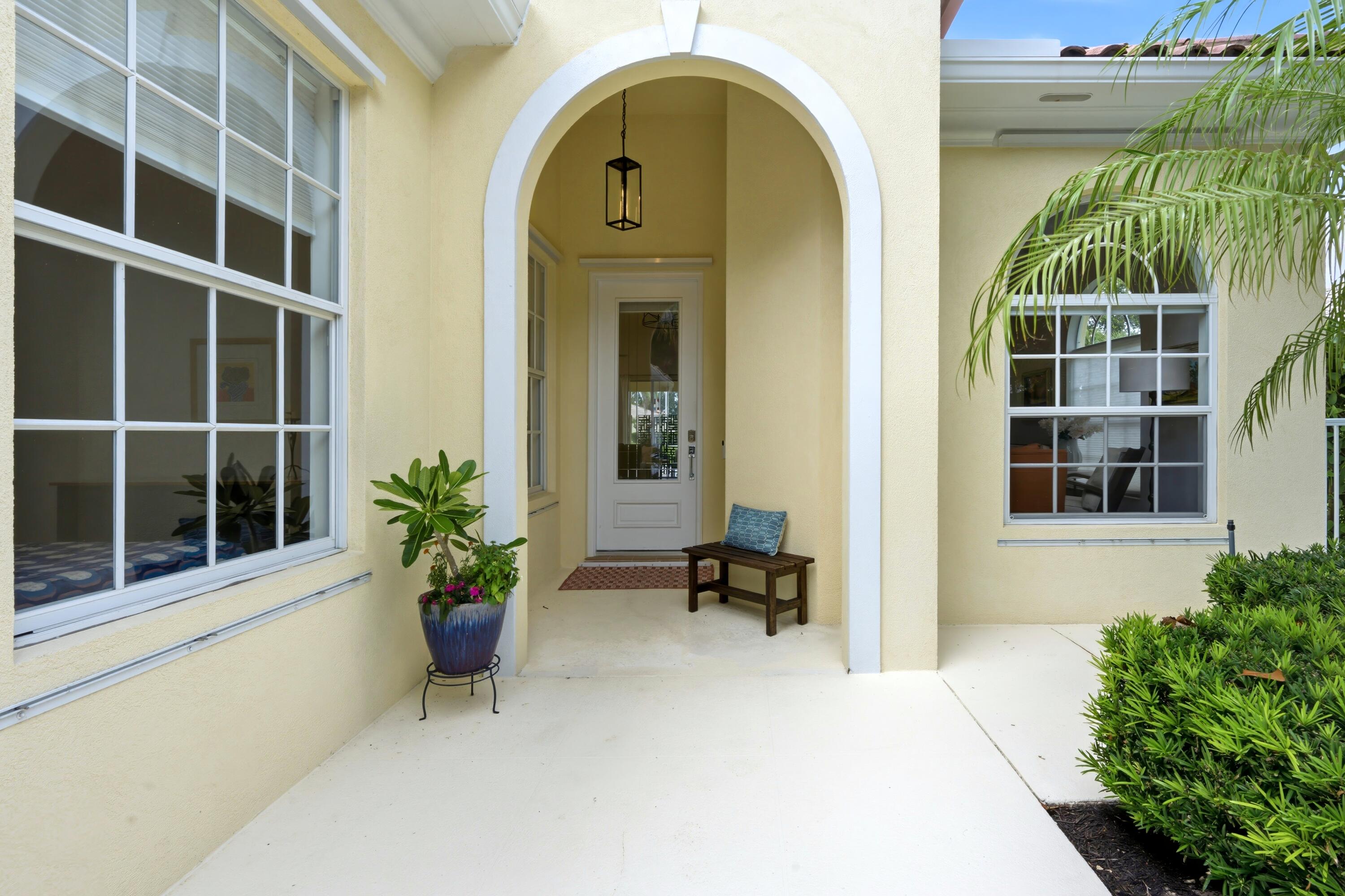 ISLES AT PALM BEACH GARDENS - Residential