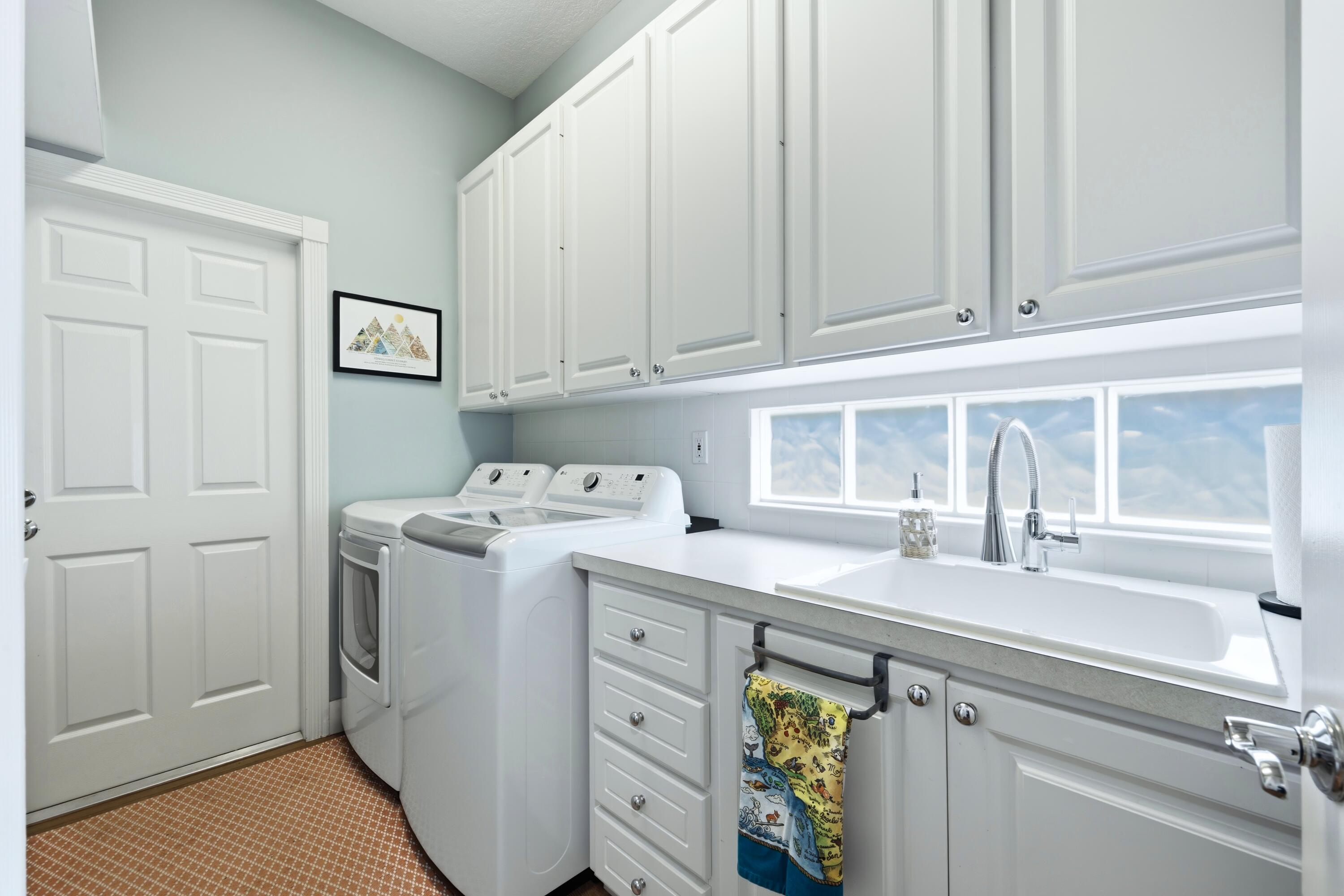 ISLES AT PALM BEACH GARDENS - Residential