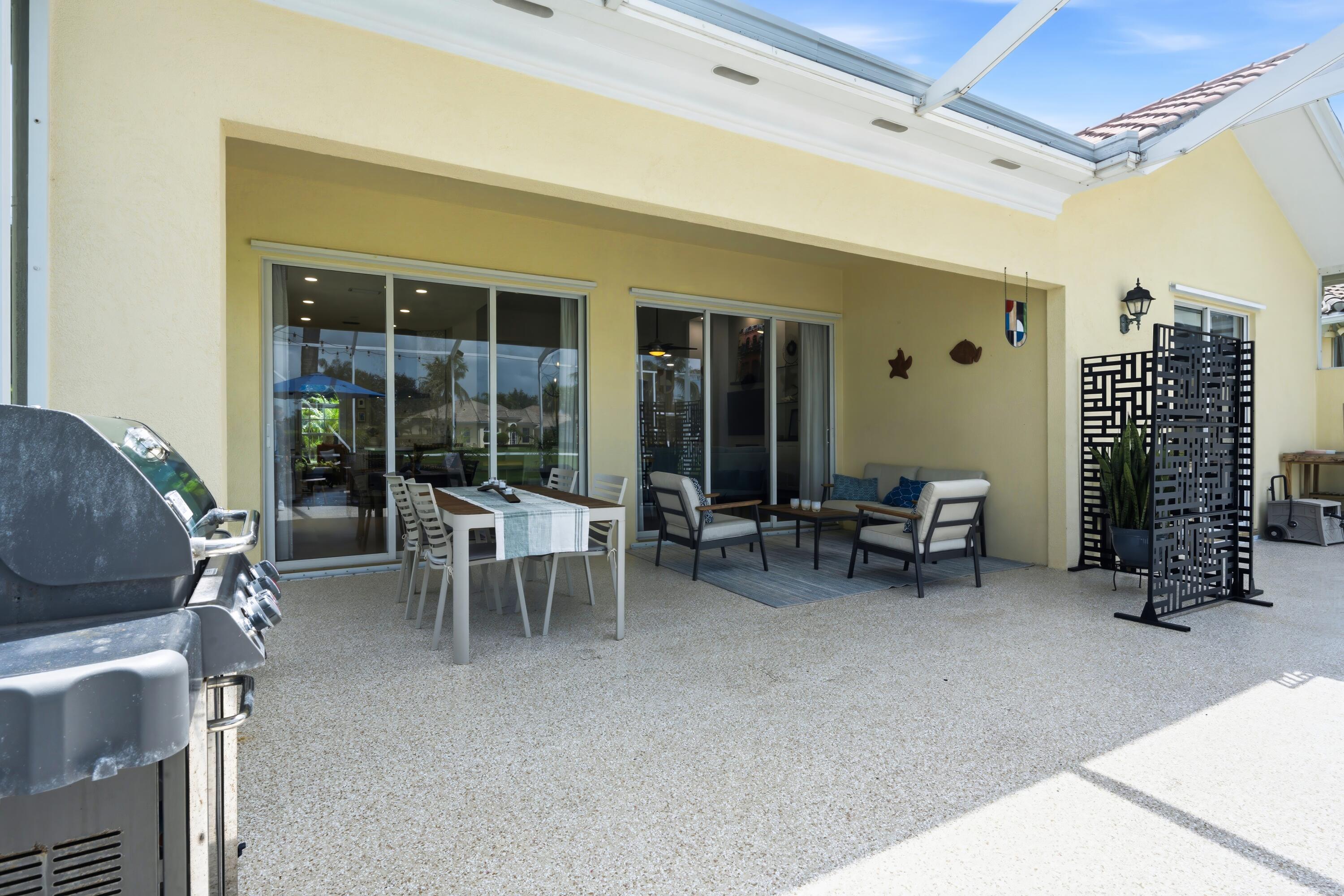 ISLES AT PALM BEACH GARDENS - Residential