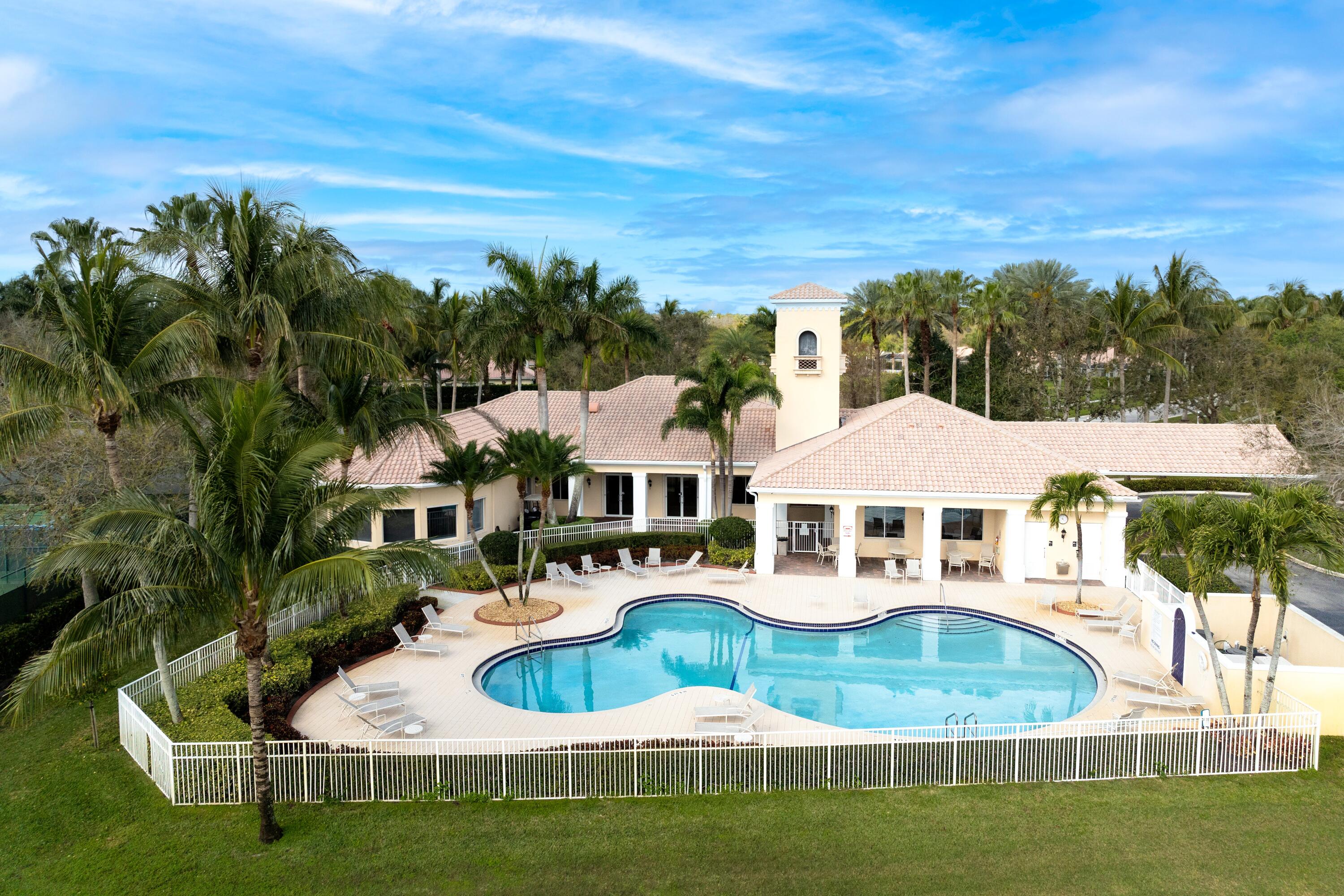 ISLES AT PALM BEACH GARDENS - Residential