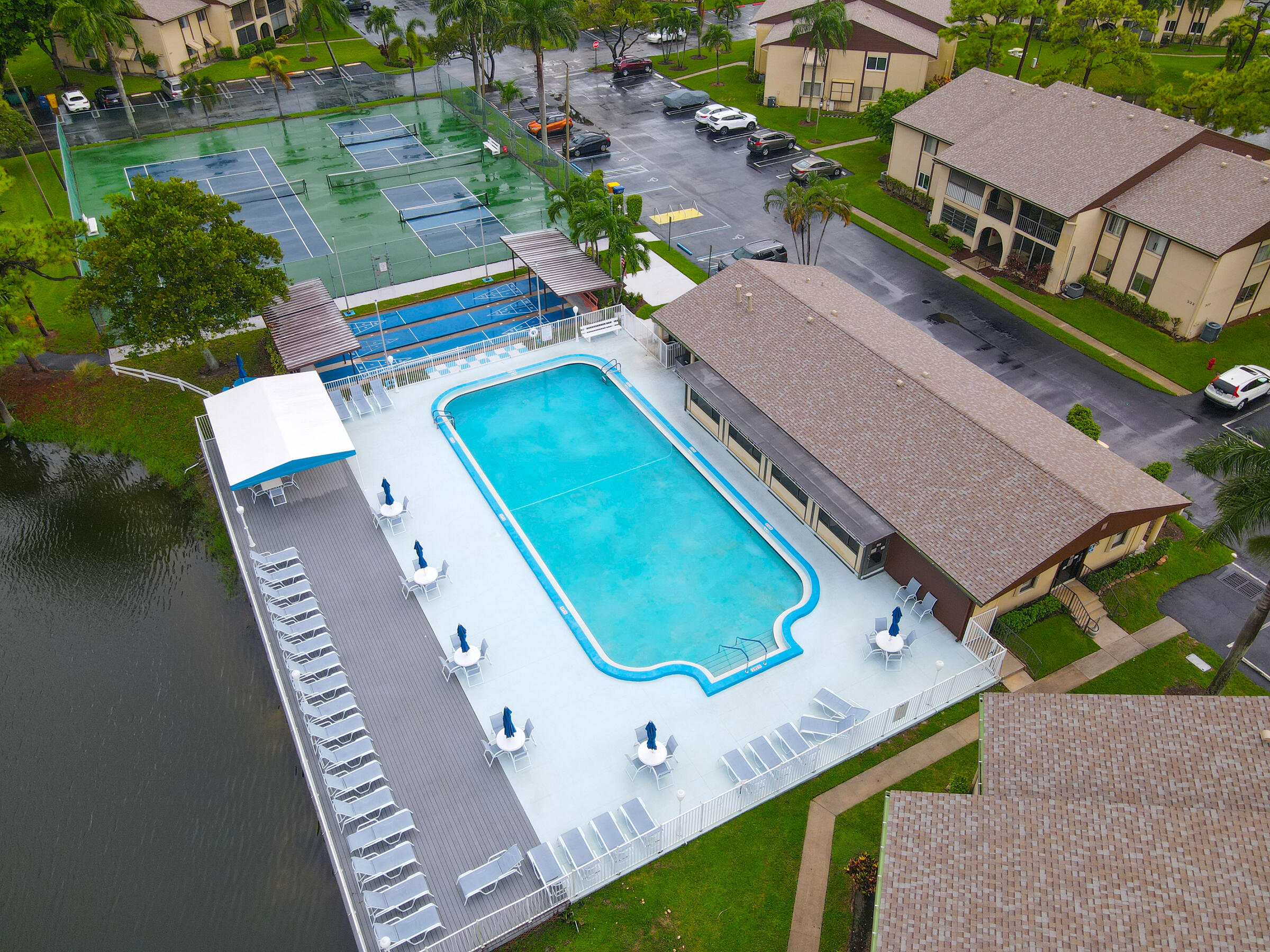 PINE RIDGE III CONDO - Residential