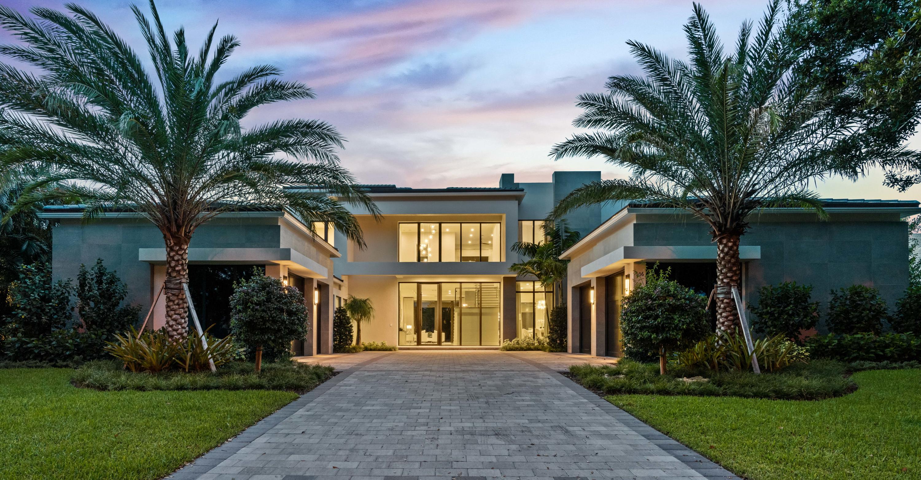 ADMIRALS COVE - Residential