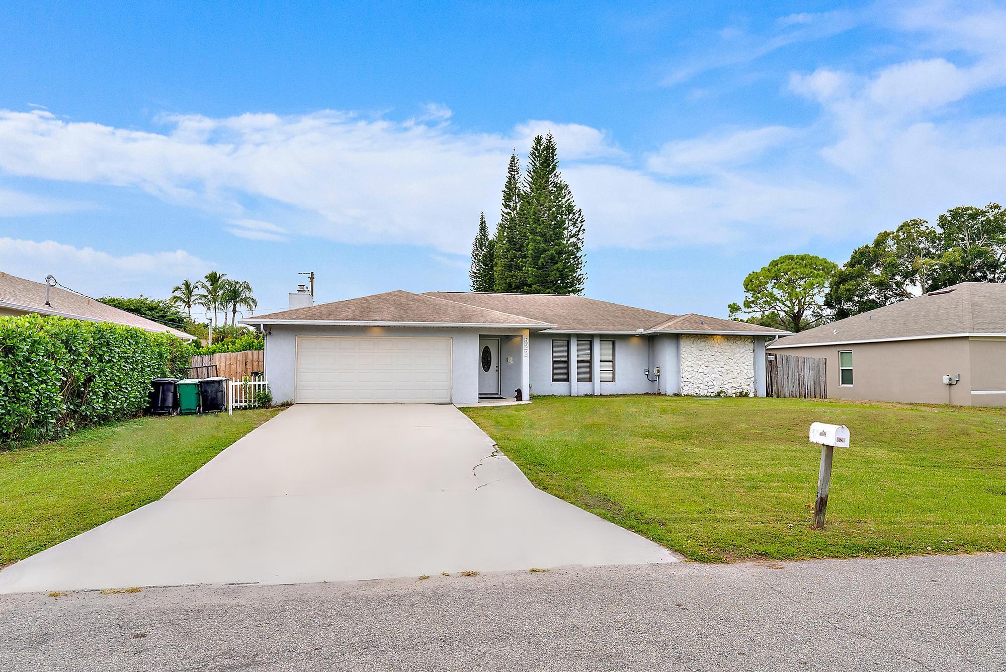 PORT ST LUCIE SECTION 27 - Residential