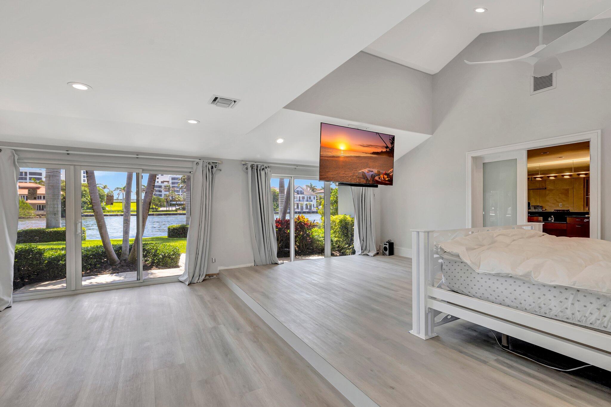 TROPIC ISLE 3RD SEC - Residential