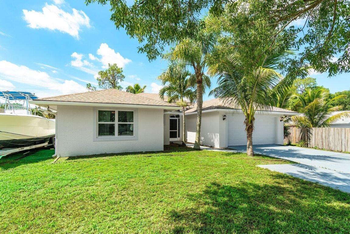 PALM BEACH FARMS CO 3 - Residential