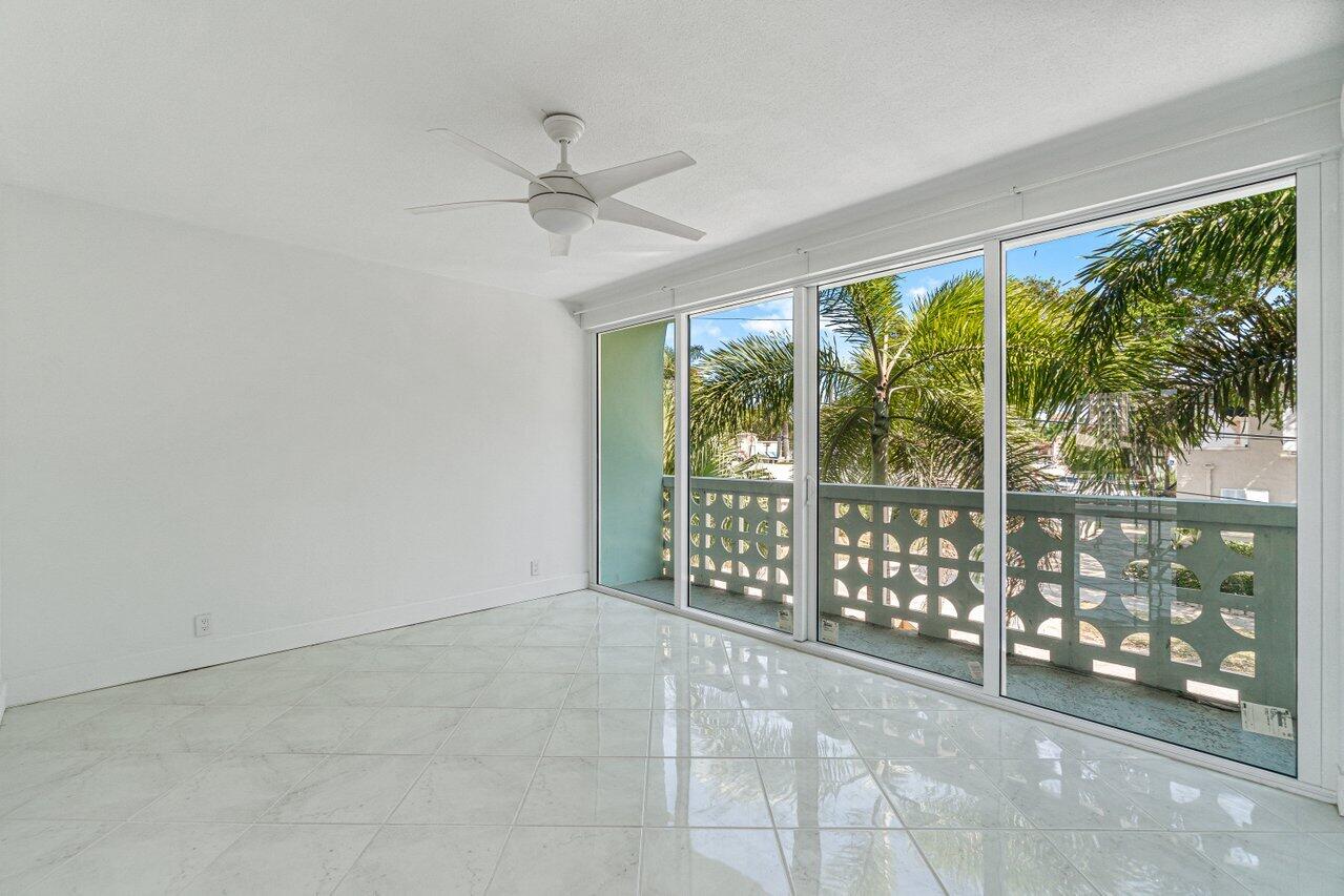 INTRACOASTAL CONDO - Residential Lease