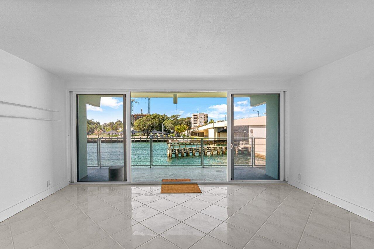INTRACOASTAL CONDO - Residential Lease
