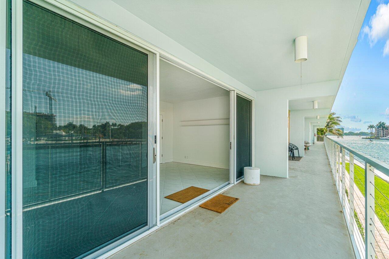 INTRACOASTAL CONDO - Residential Lease
