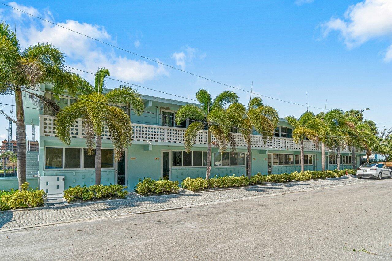 INTRACOASTAL CONDO - Residential Lease