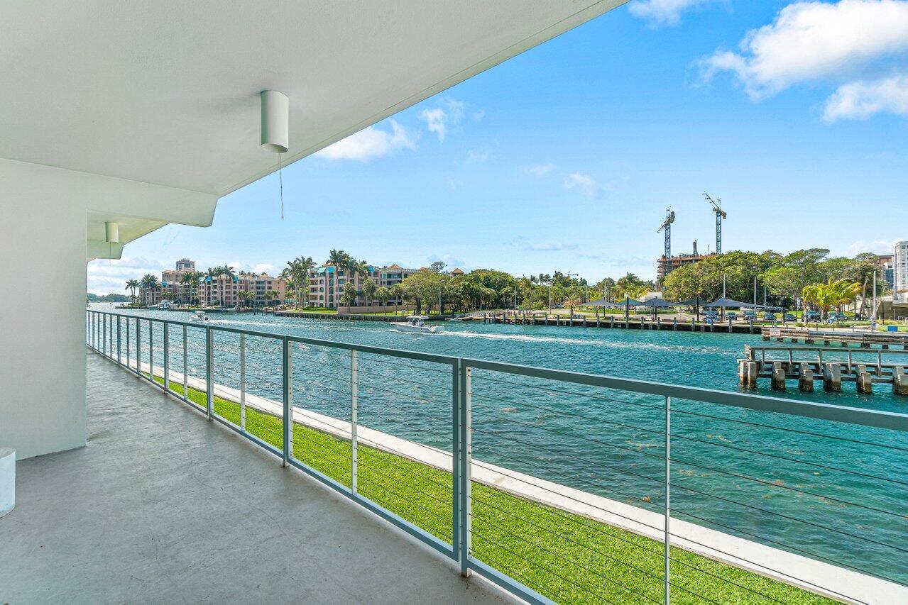 INTRACOASTAL CONDO - Residential Lease