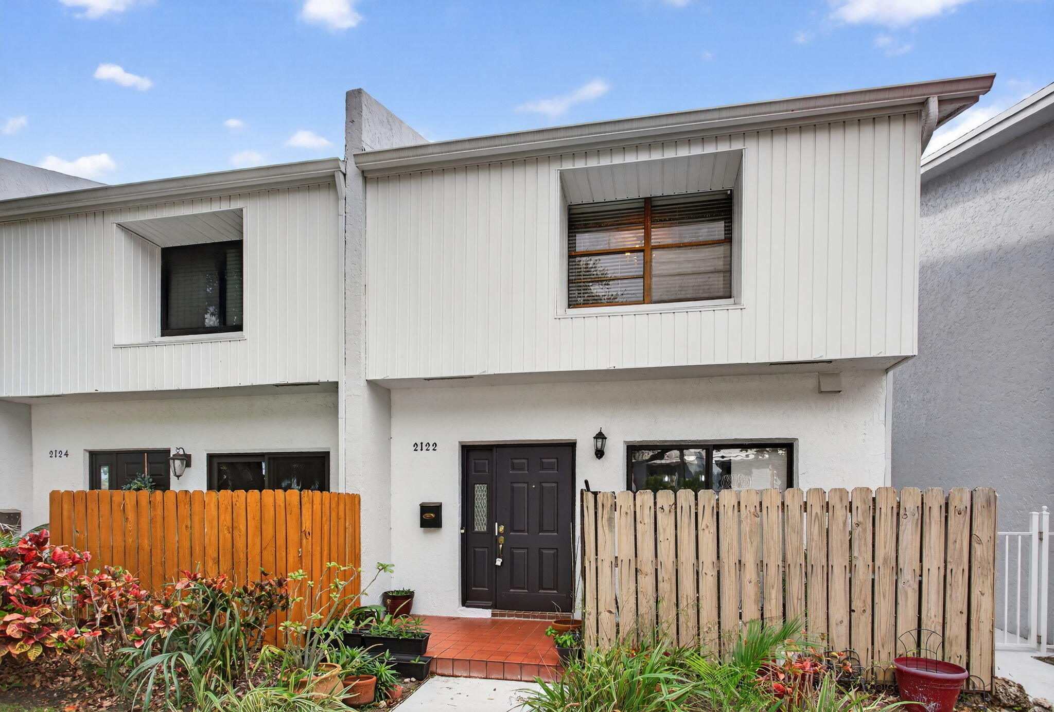 TOWNHOMES OF LIGHTHOUSE POINT - Residential