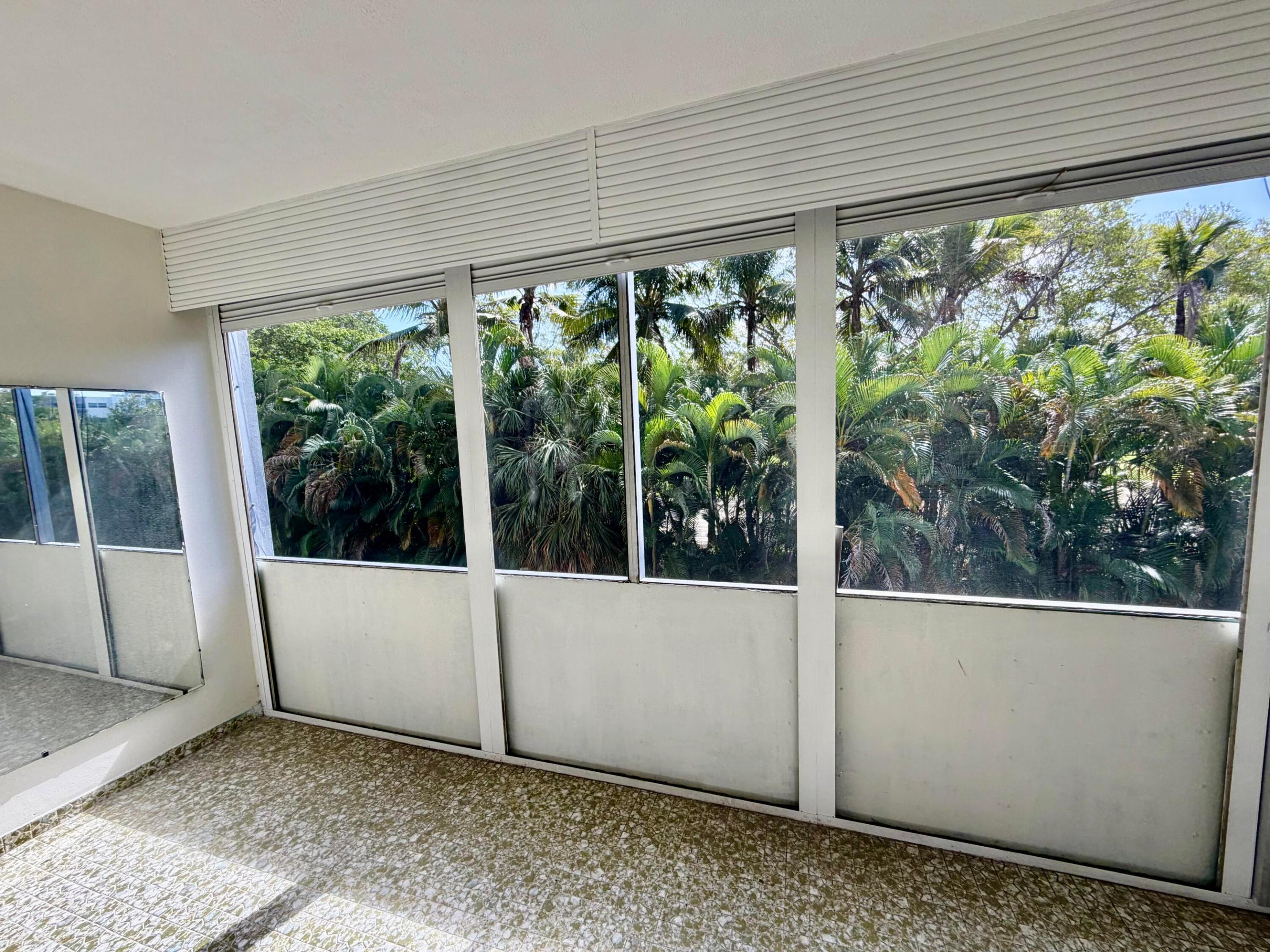 FAIRWAYS ROYALE CONDO - Residential