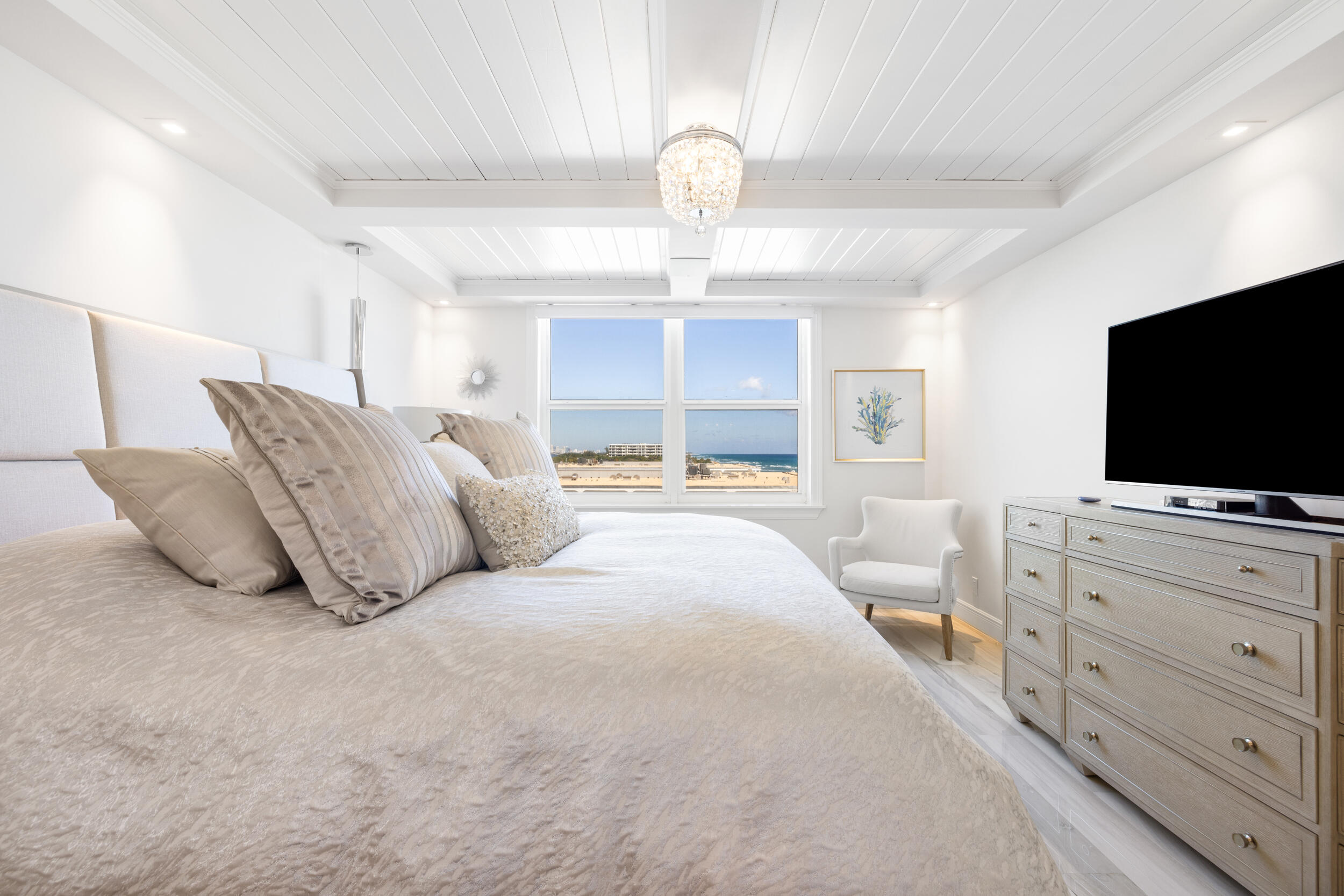 TWENTY TWO NINETY FIVE SOUTH OCEAN BLVD - Residential