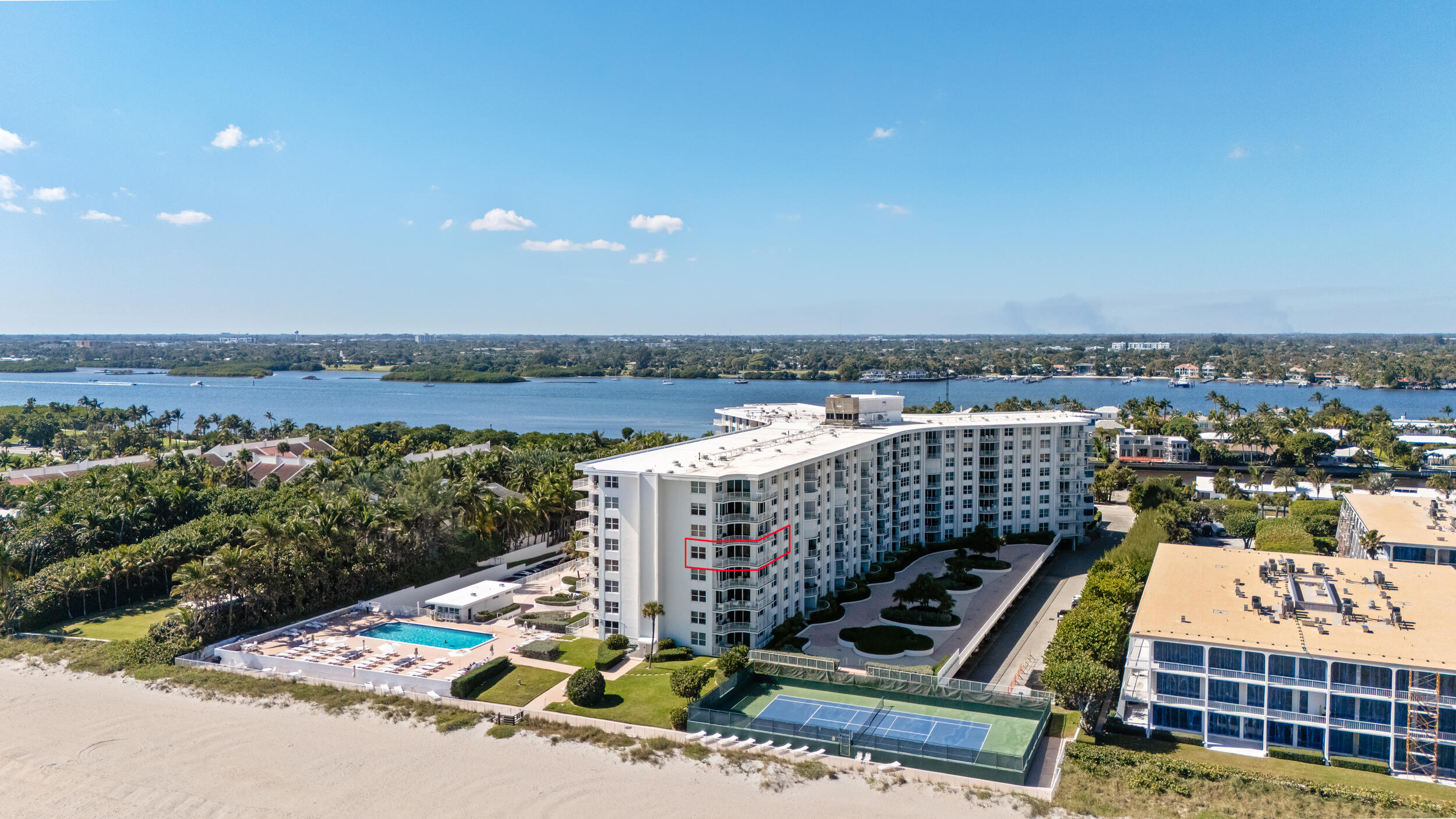 TWENTY TWO NINETY FIVE SOUTH OCEAN BLVD - Residential