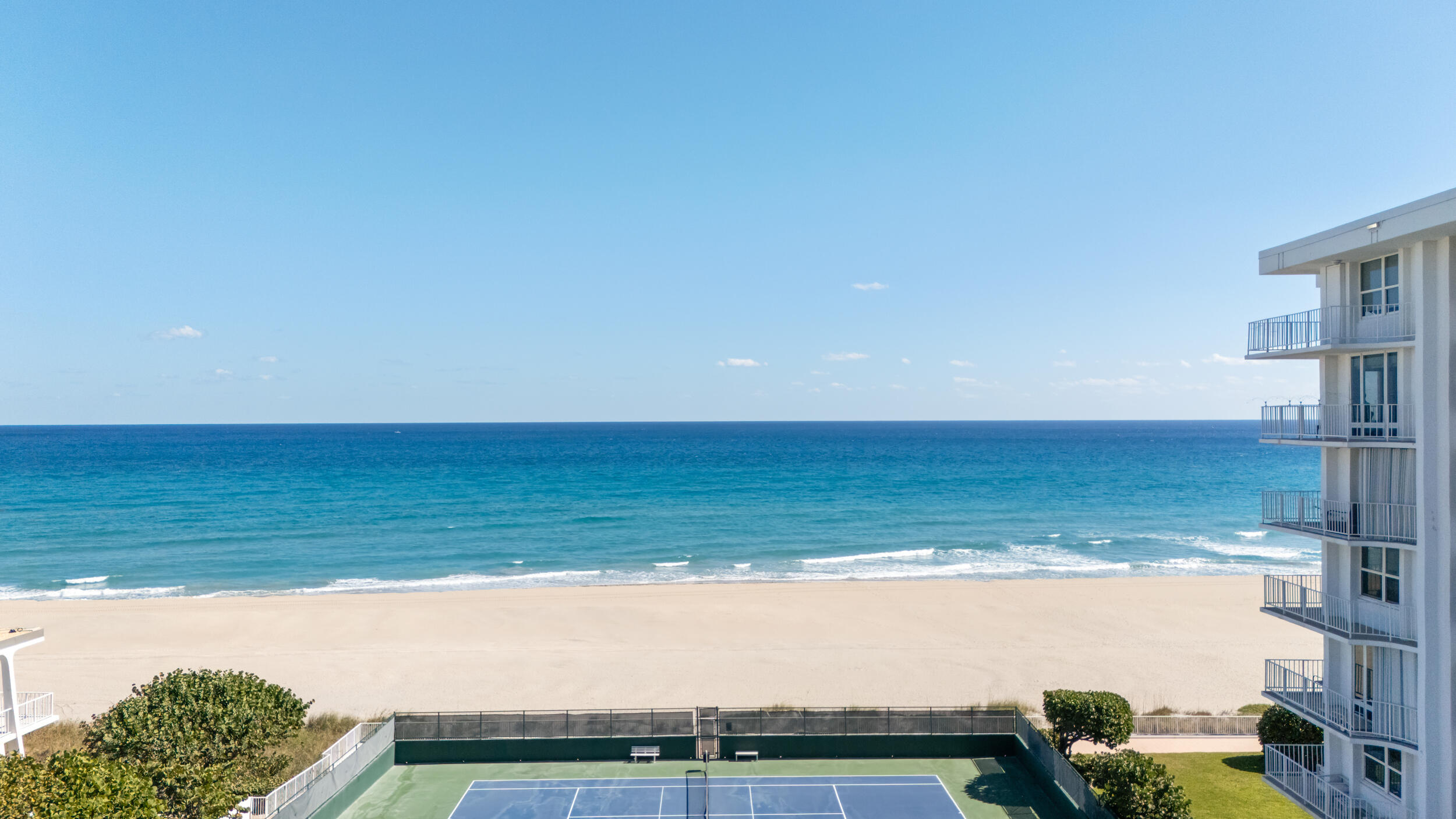 TWENTY TWO NINETY FIVE SOUTH OCEAN BLVD - Residential