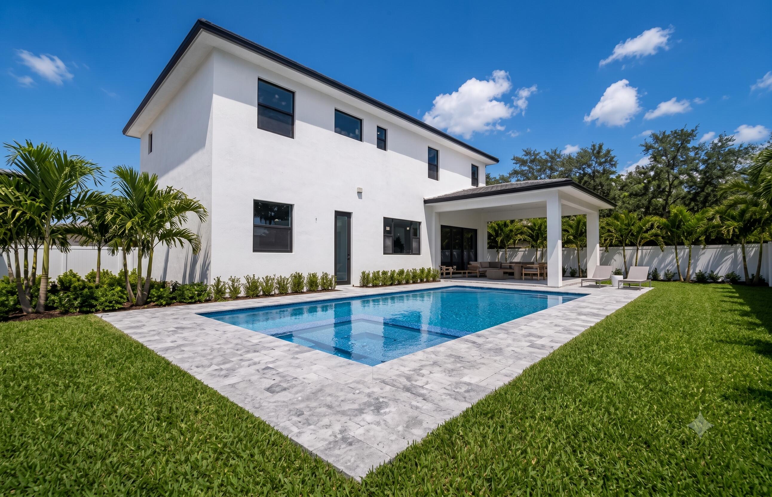 CASUARINAS - Residential