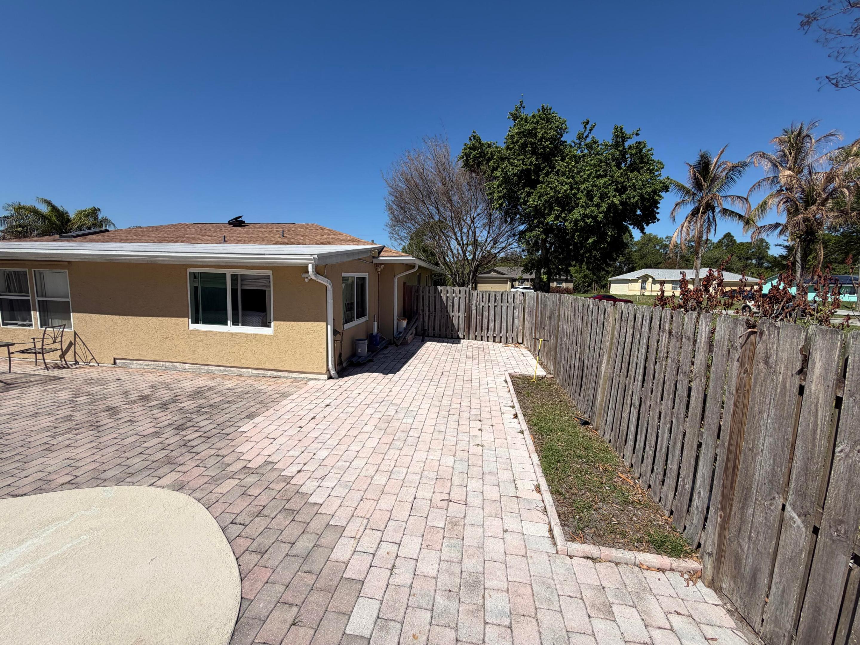 PORT ST LUCIE SECTION 18 - Residential
