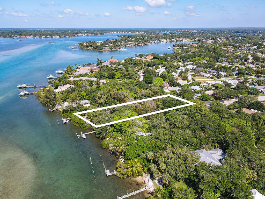 RIVERSIDE ON THE LOXAHATCHEE - Residential
