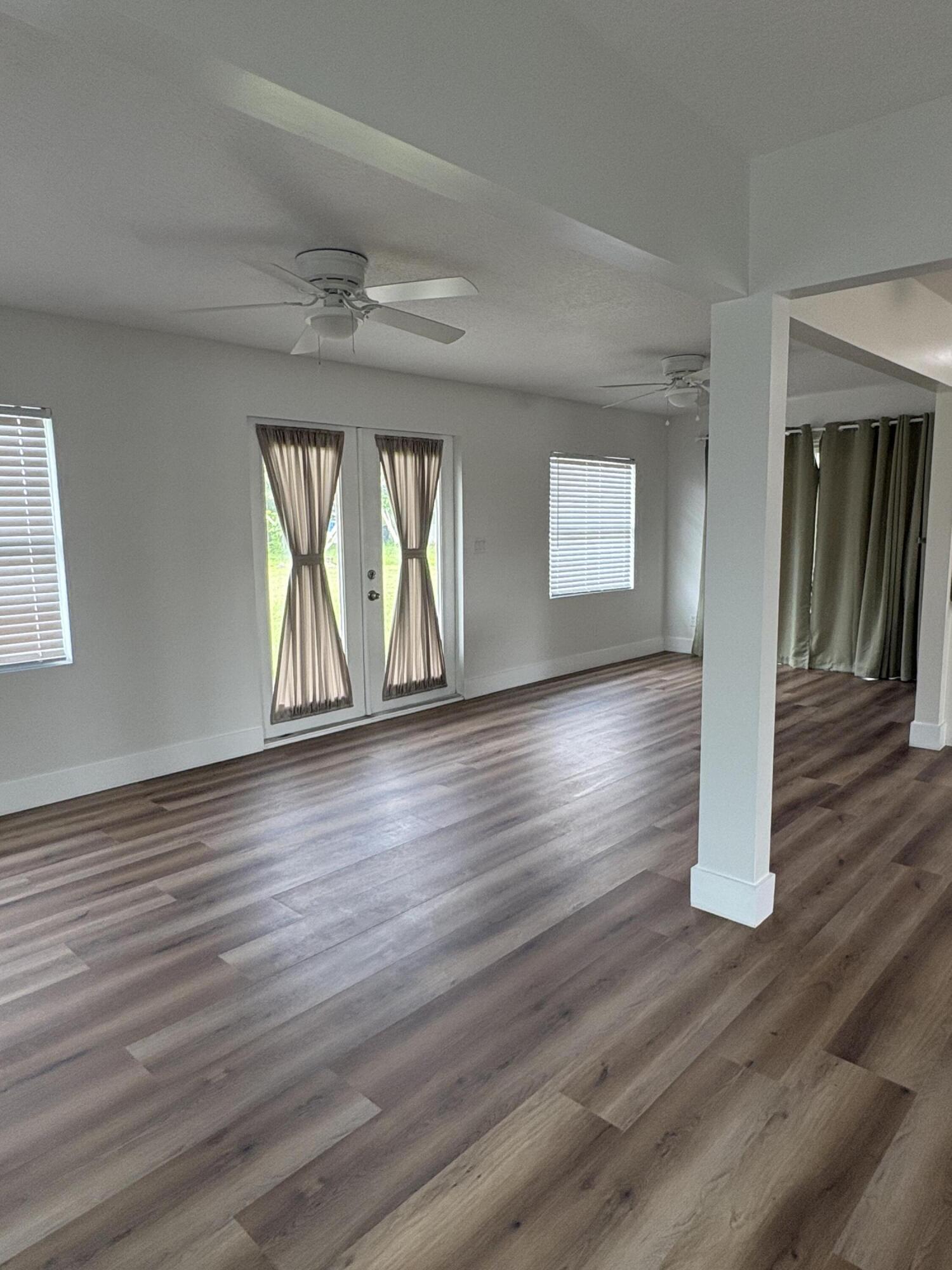PORT ST LUCIE FLORESTA PINES UNIT 2 - Residential Lease