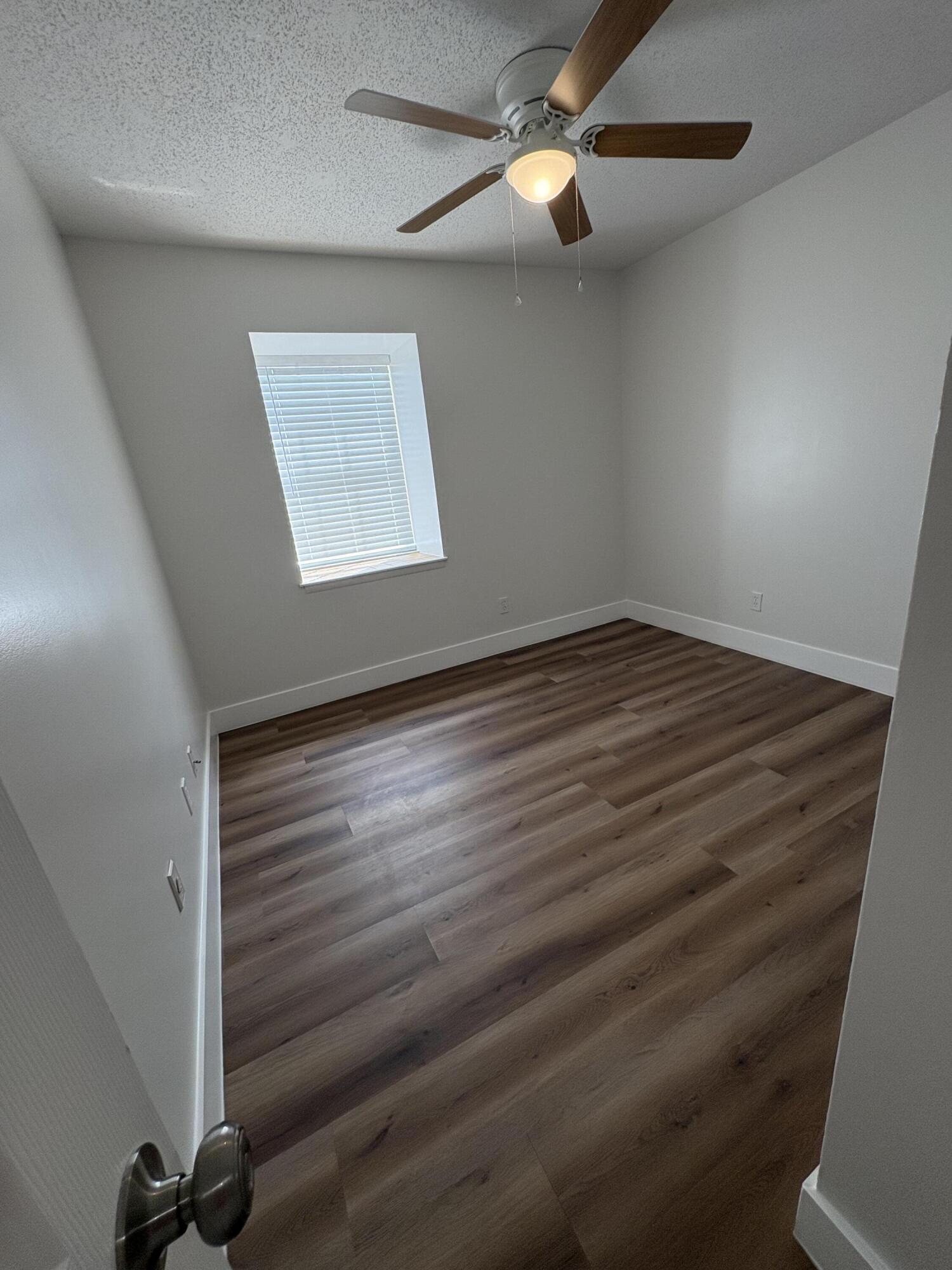 PORT ST LUCIE FLORESTA PINES UNIT 2 - Residential Lease