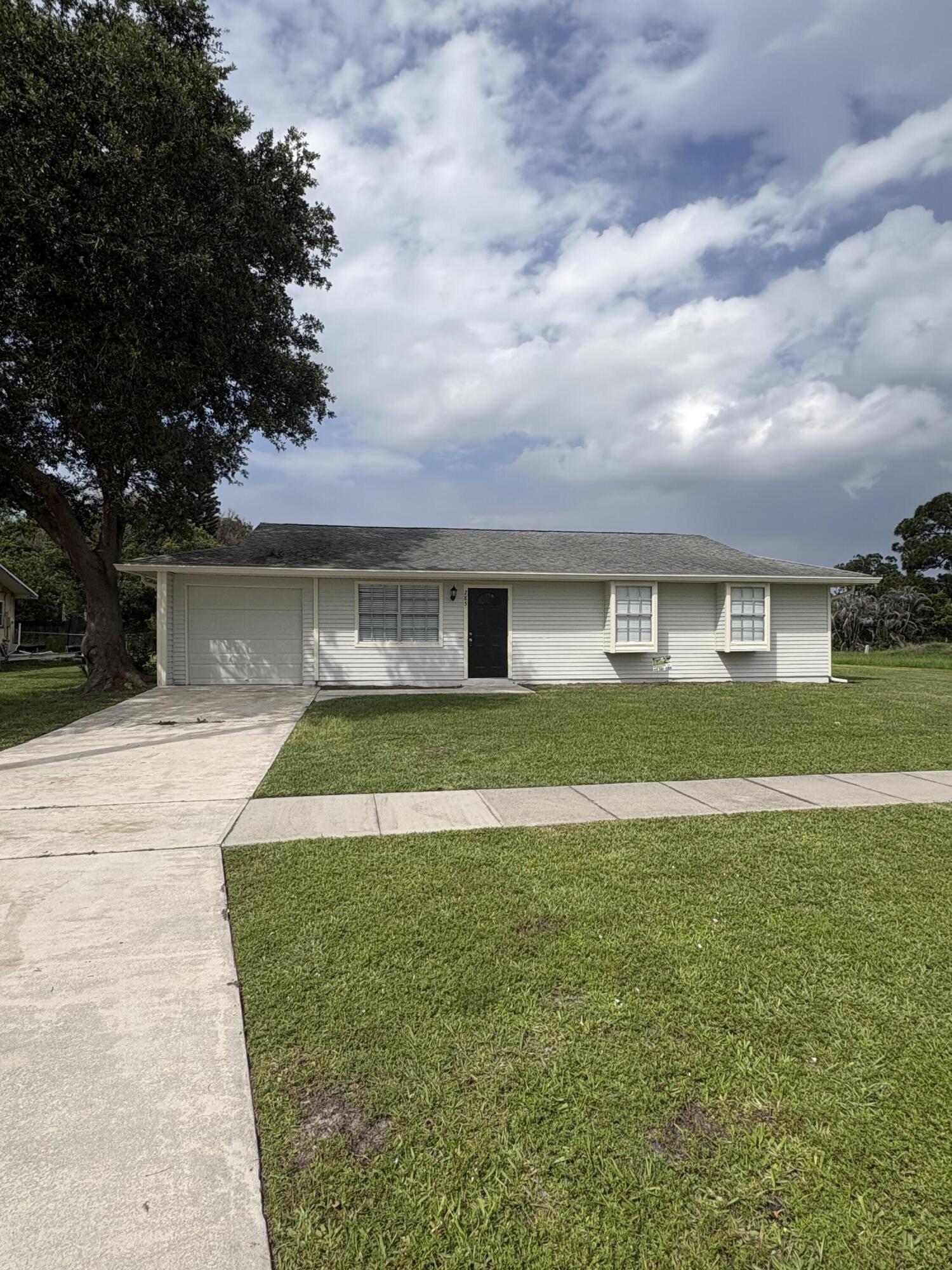 PORT ST LUCIE FLORESTA PINES UNIT 2 - Residential Lease
