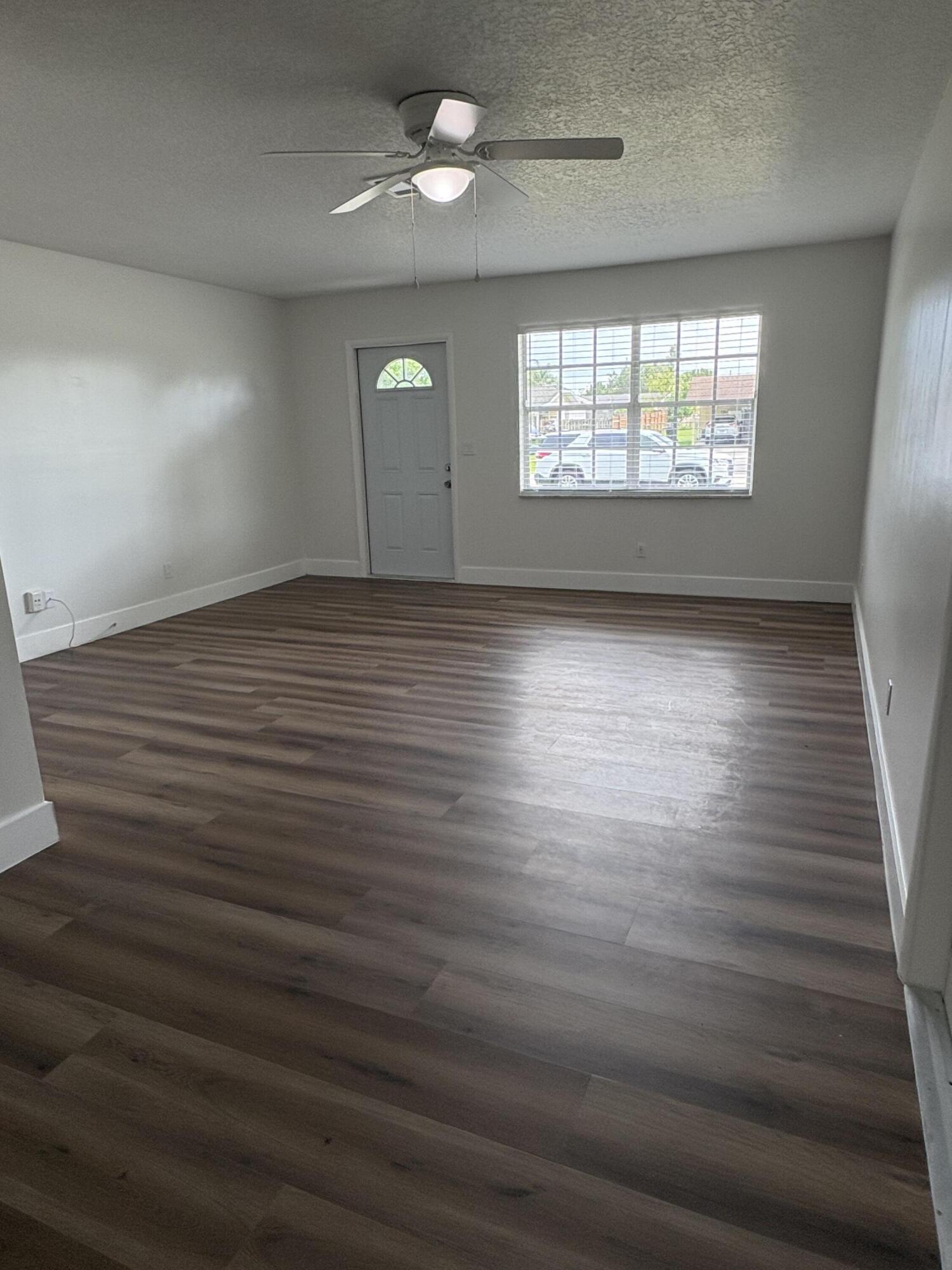 PORT ST LUCIE FLORESTA PINES UNIT 2 - Residential Lease