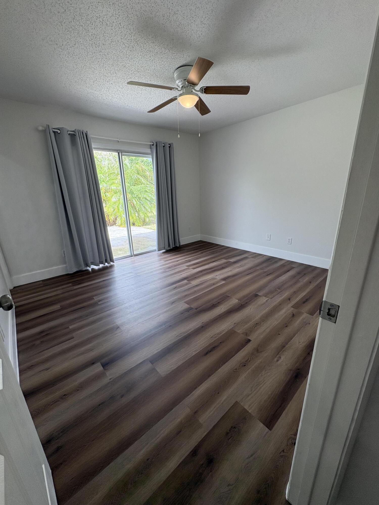 PORT ST LUCIE FLORESTA PINES UNIT 2 - Residential Lease