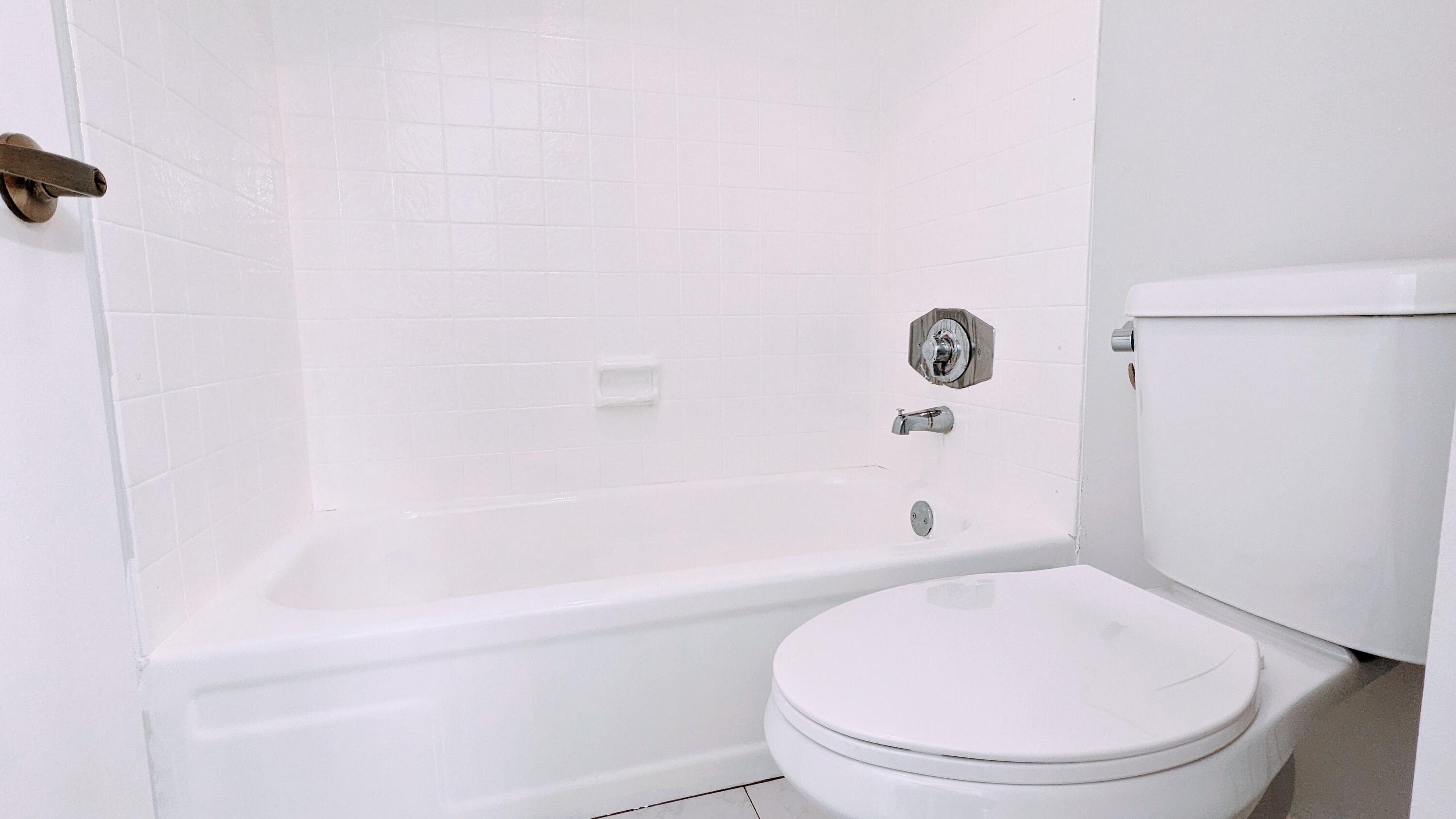 FOXCROFT APTS INC CONDO - Residential Lease