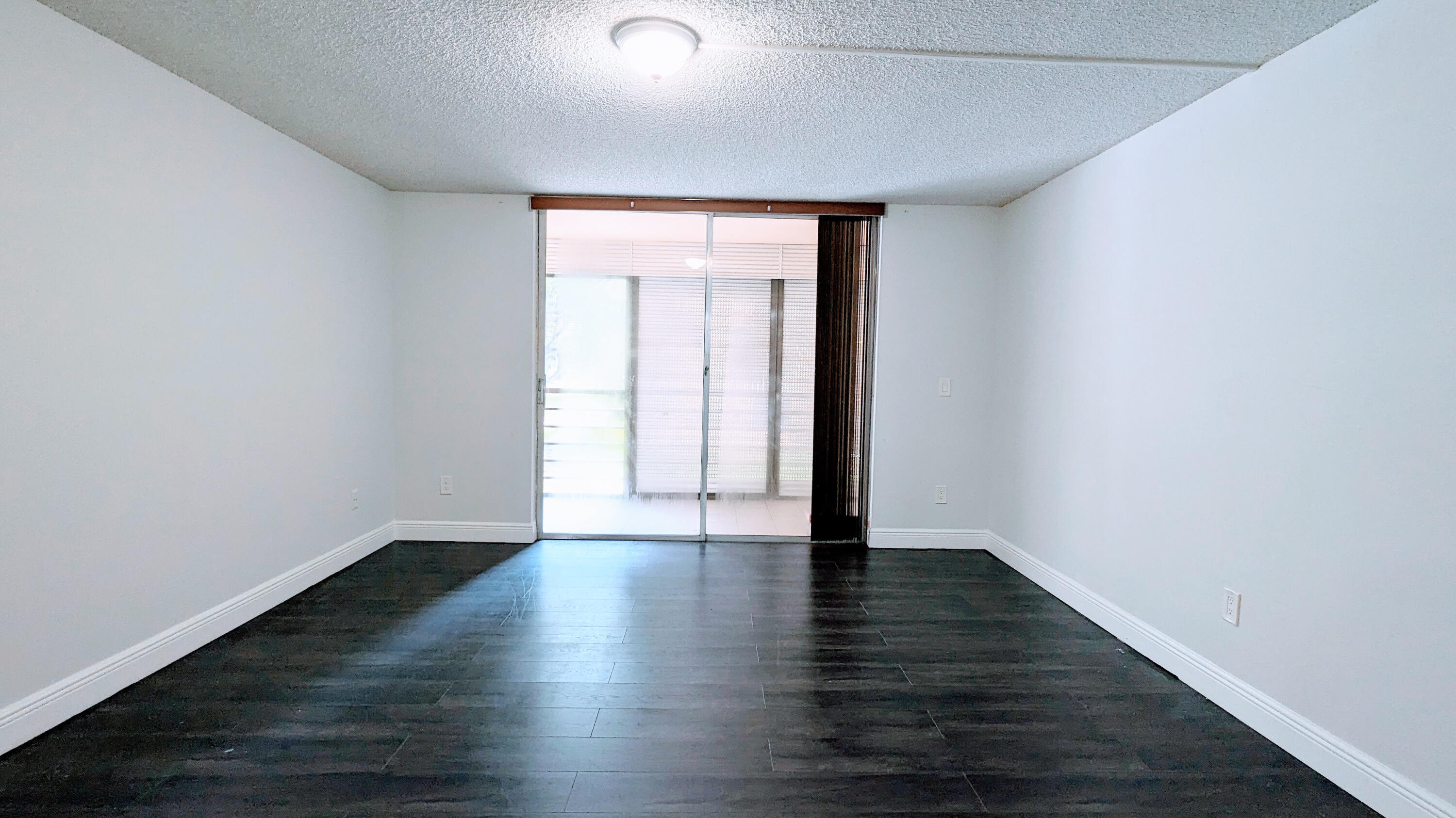 FOXCROFT APTS INC CONDO - Residential Lease