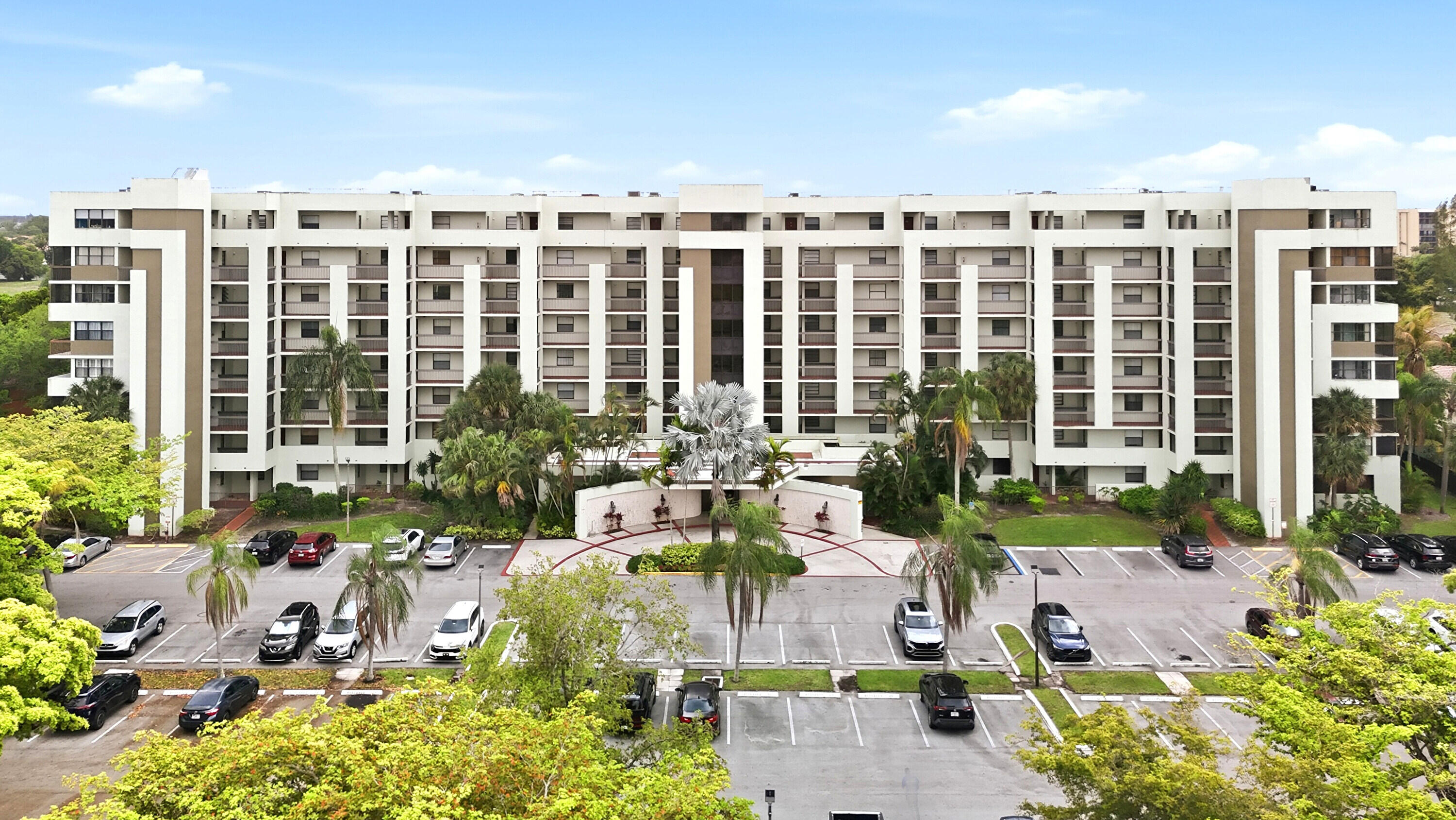HORIZONS OF INVERRARY CONDO - Residential