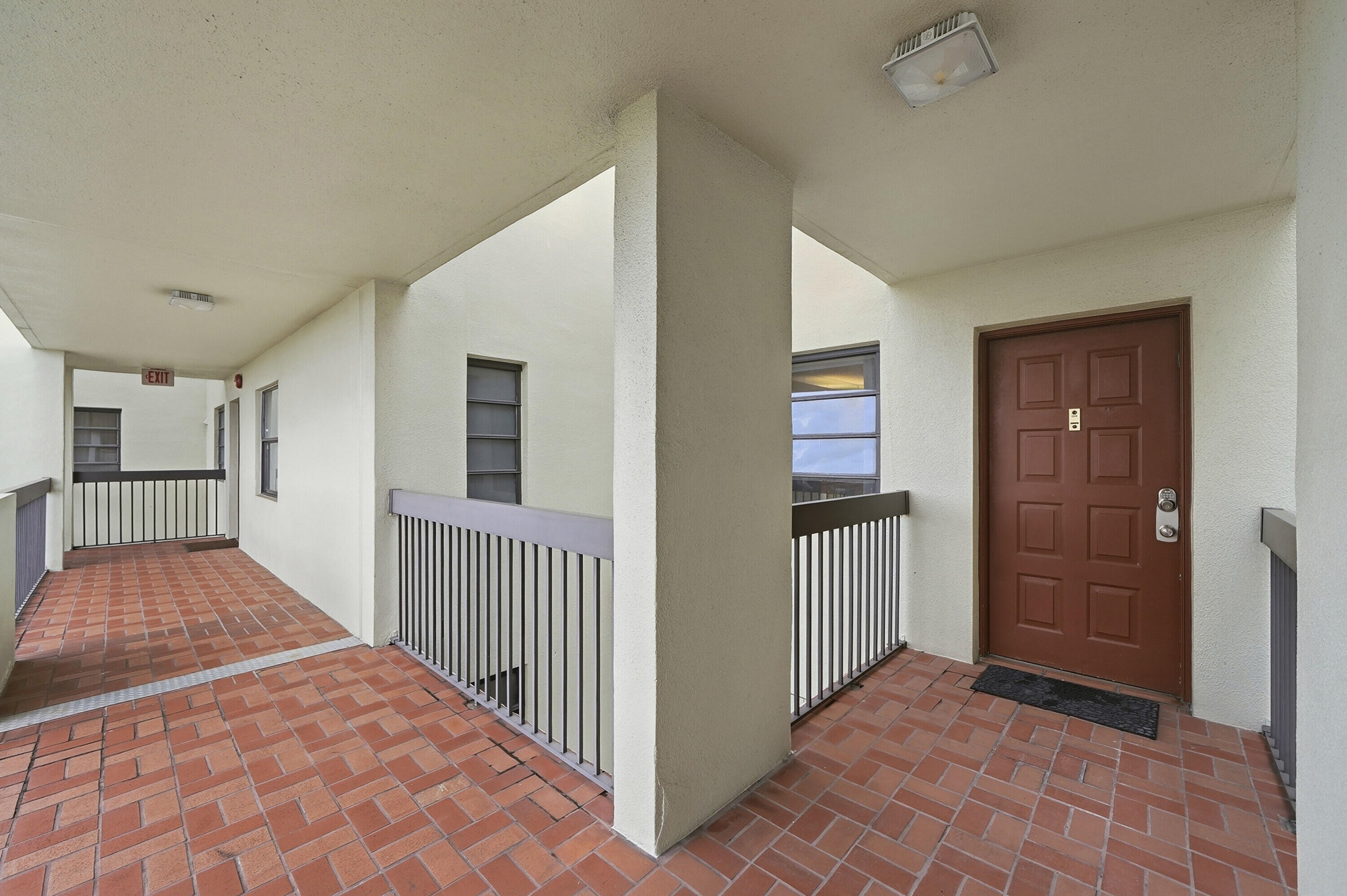 HORIZONS OF INVERRARY CONDO - Residential
