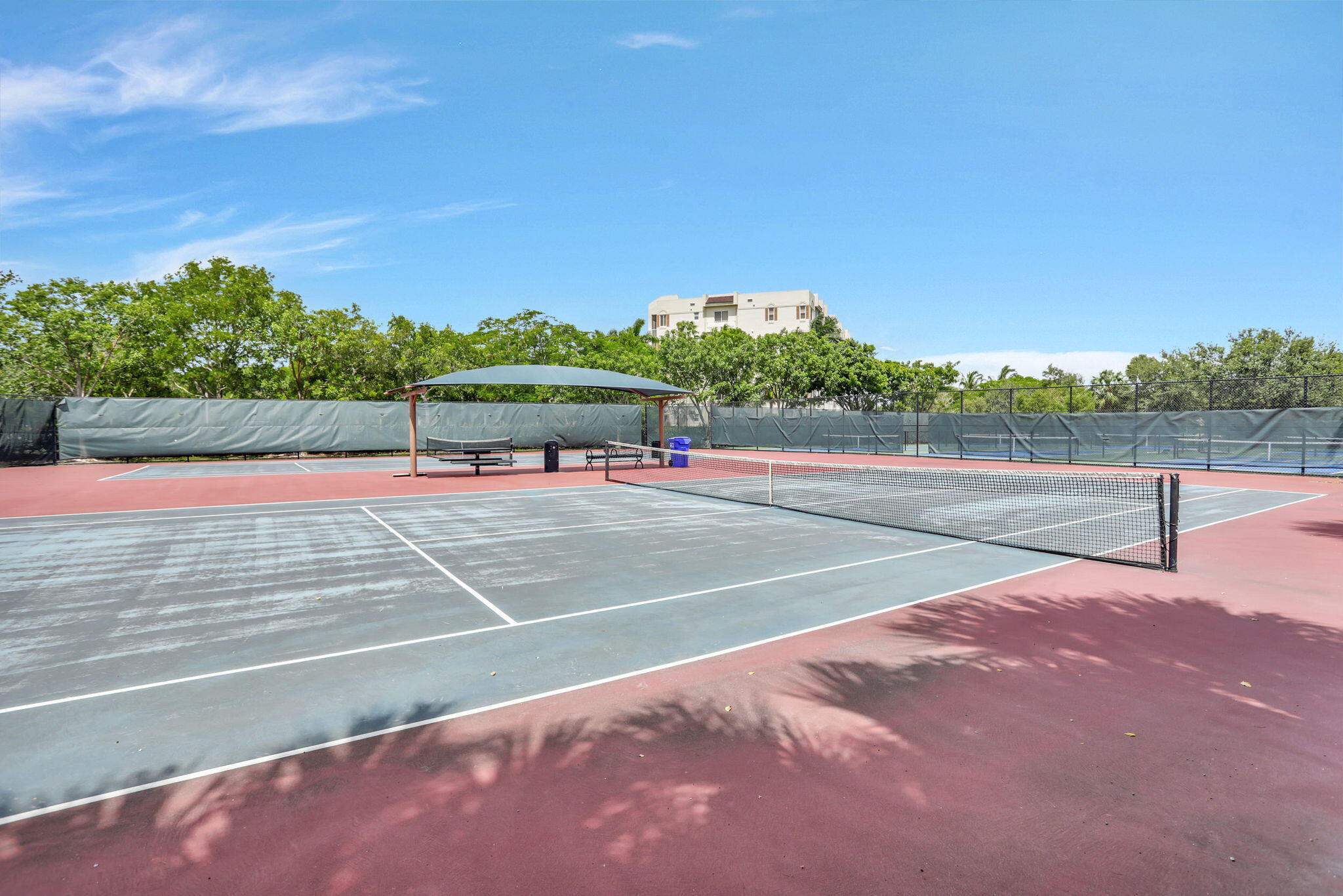 NO 8 PALM-AIRE COUNTRY CLUB - Residential Lease