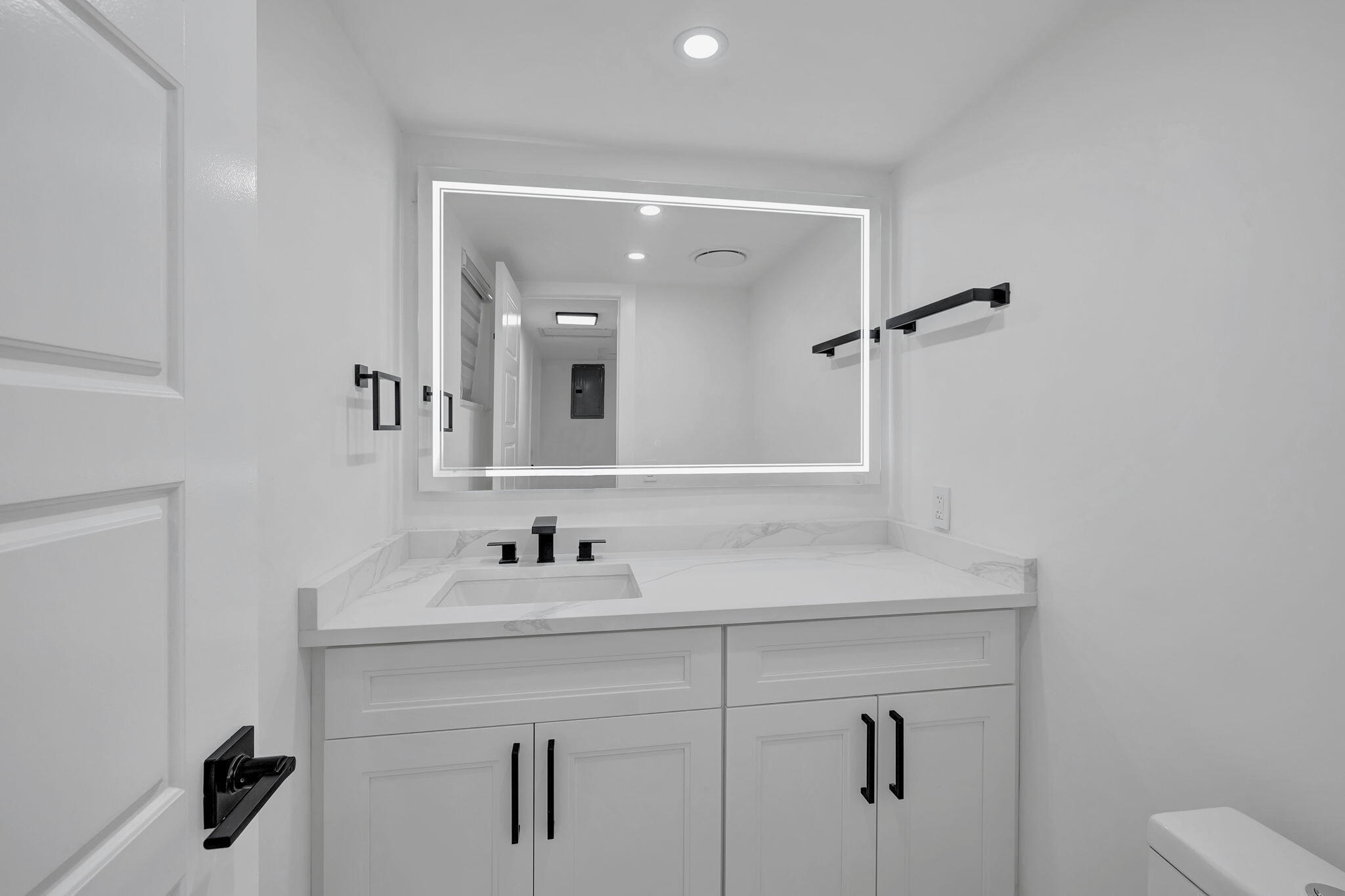 NO 8 PALM-AIRE COUNTRY CLUB - Residential Lease