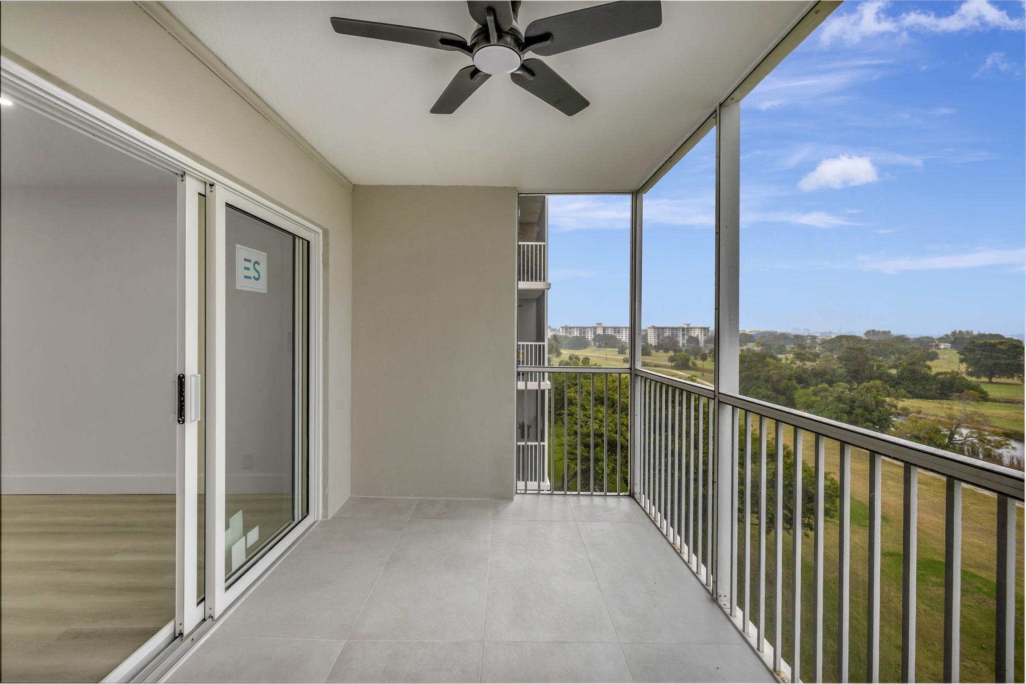 NO 8 PALM-AIRE COUNTRY CLUB - Residential Lease